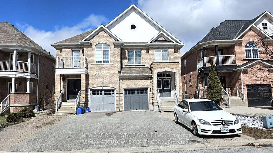42 Ozner Crescent, Vaughan, ON L4H 0E1
