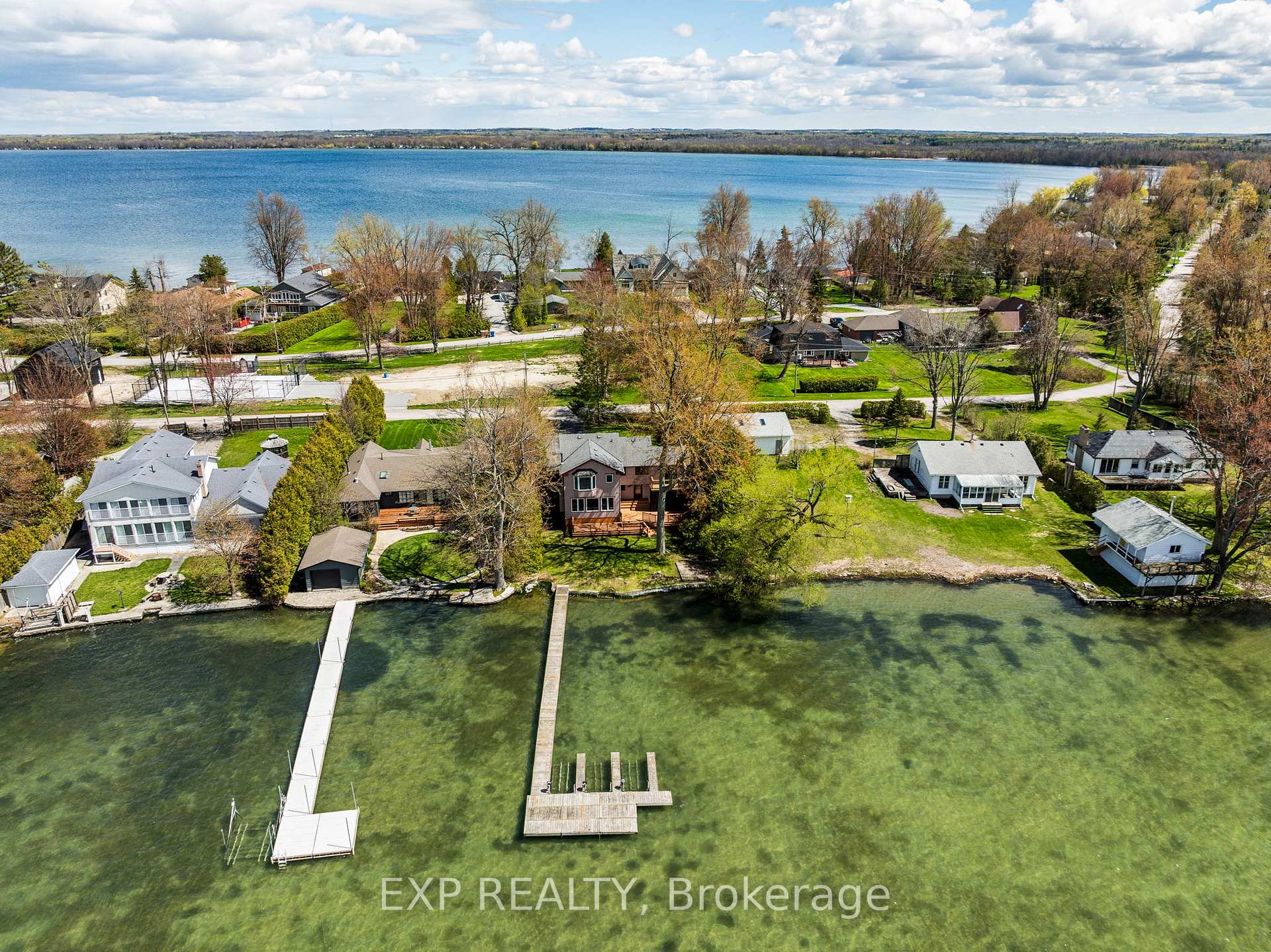 582 Duclos Point Road, Georgina, ON L0E 1N0