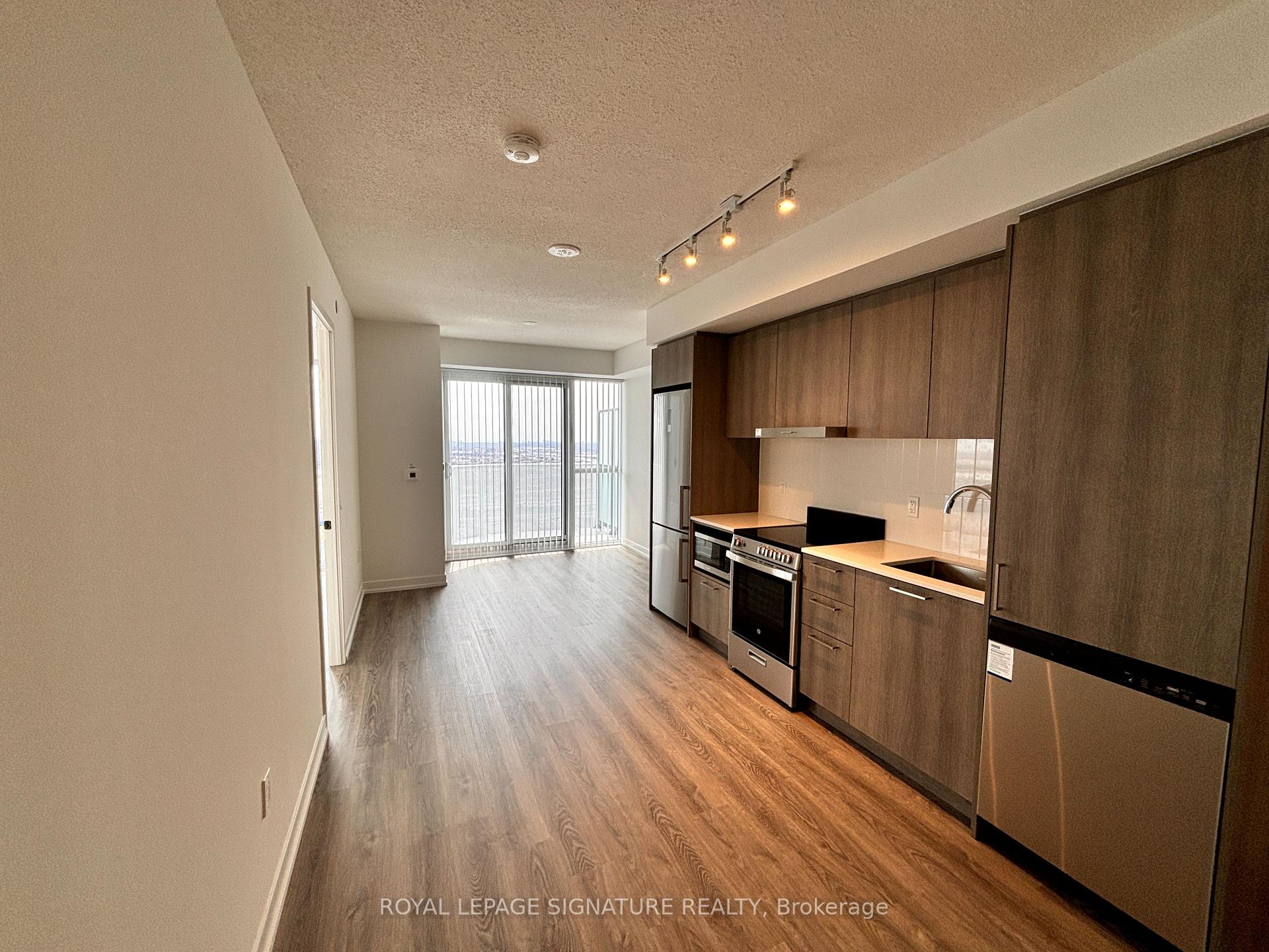 195 Commerce Street, Vaughan, ON L4K 0P9