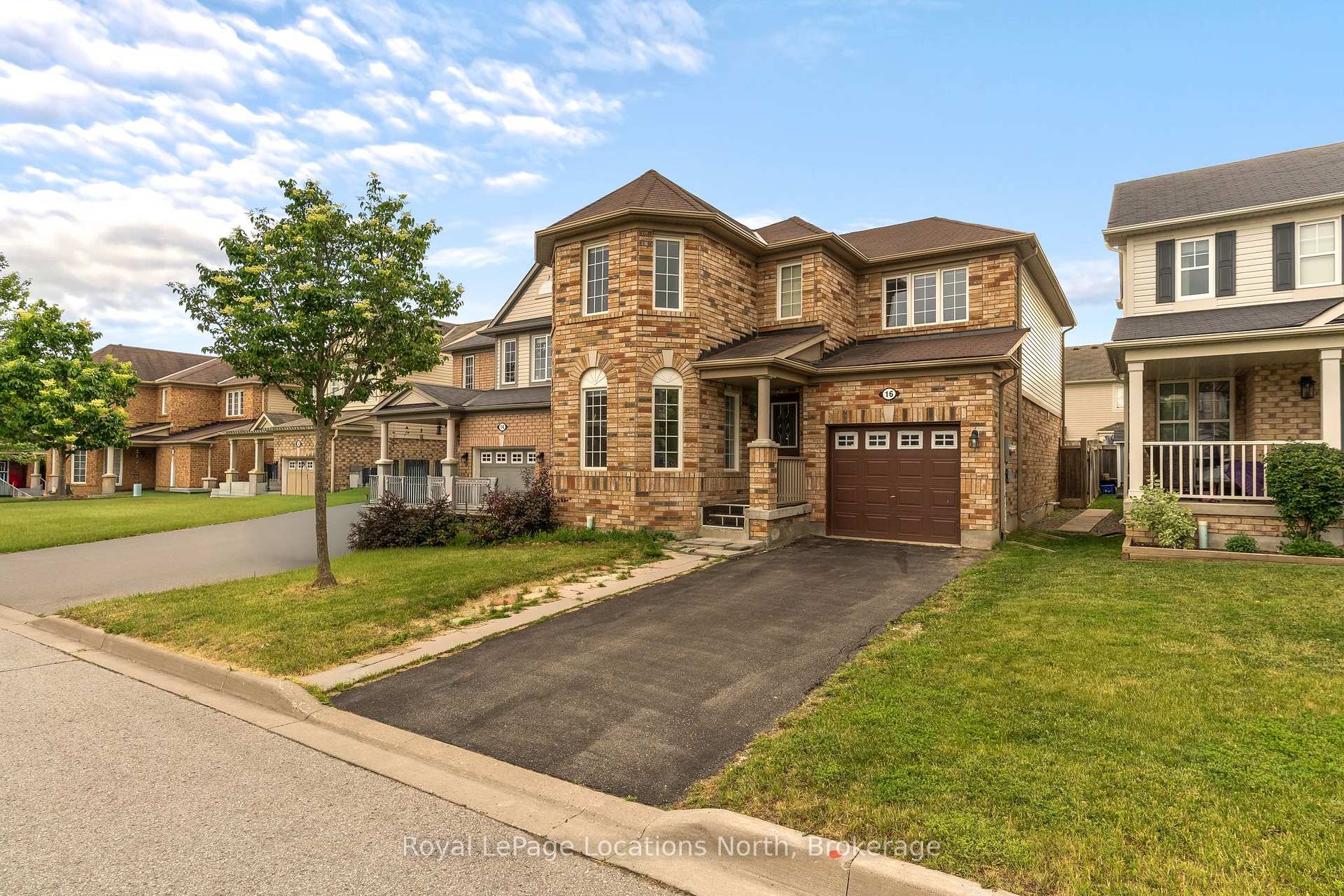 16 Ferris Lane, New Tecumseth, ON L9R 0H9