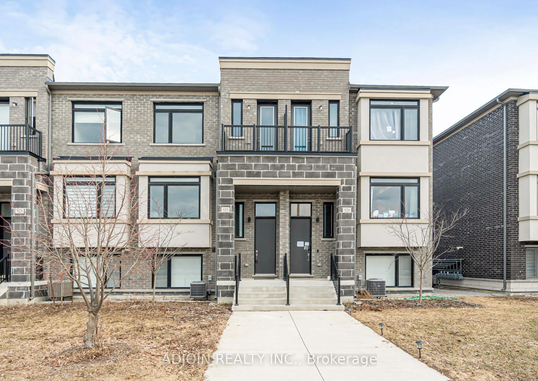 525 Marc Santi Boulevard, Vaughan, ON L6A 5C5