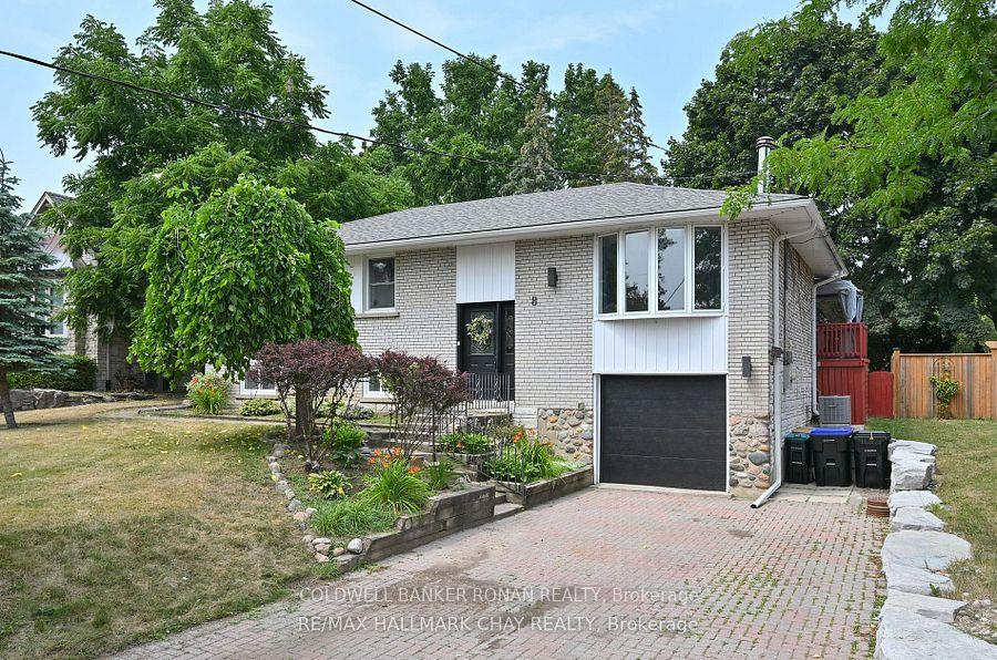 8 Doner Street UPPER LEVEL, New Tecumseth, ON L9R 1M5
