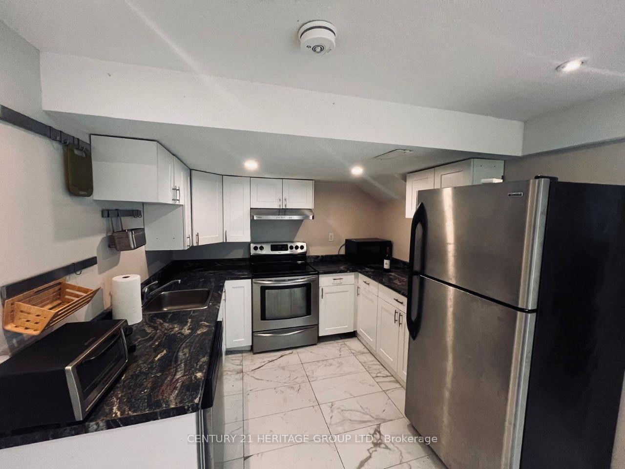 51 Apple Grove Court BSMNT, Vaughan, ON L6A 4C2