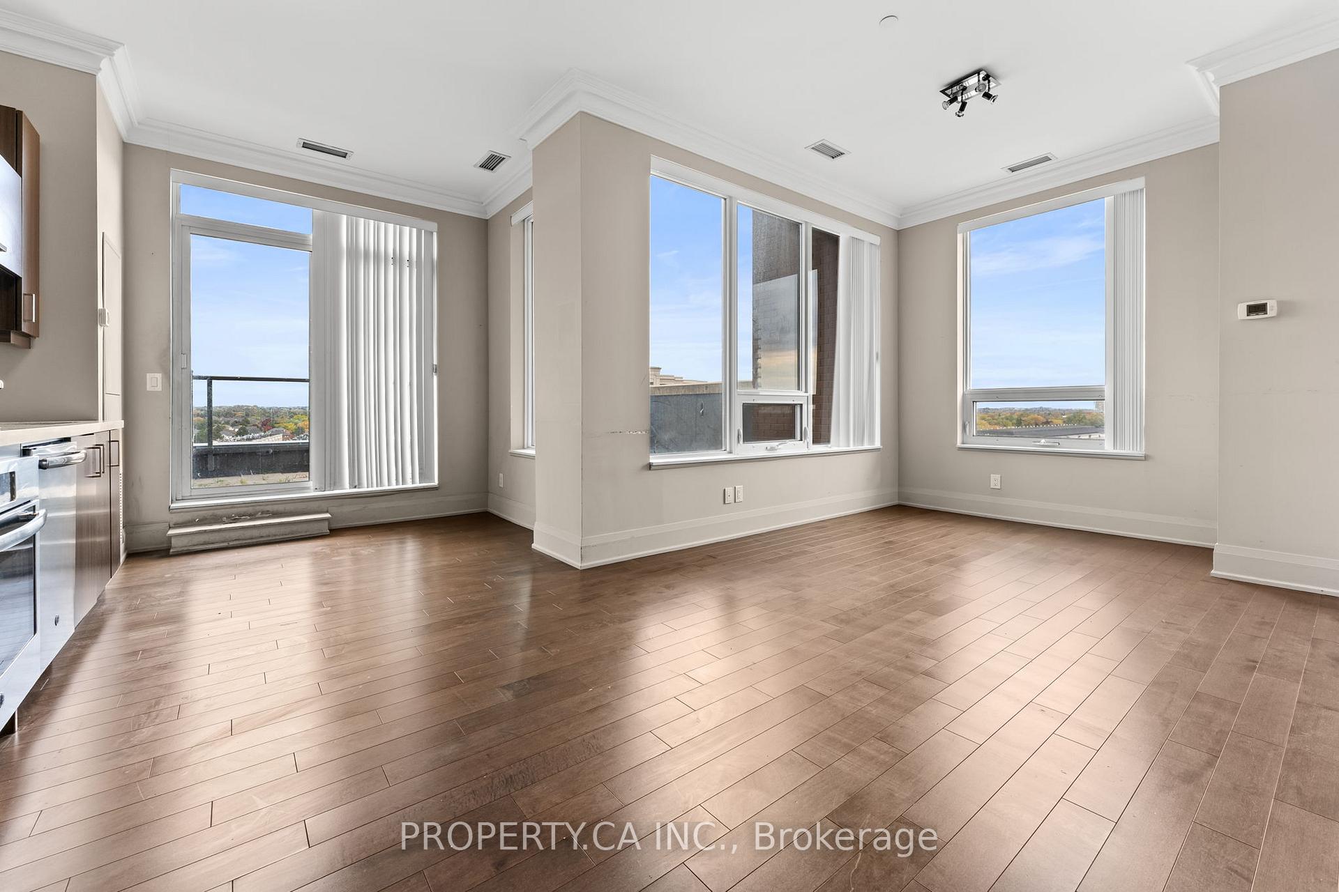 28 Uptown Drive Ph15, Markham, ON L3R 5M8