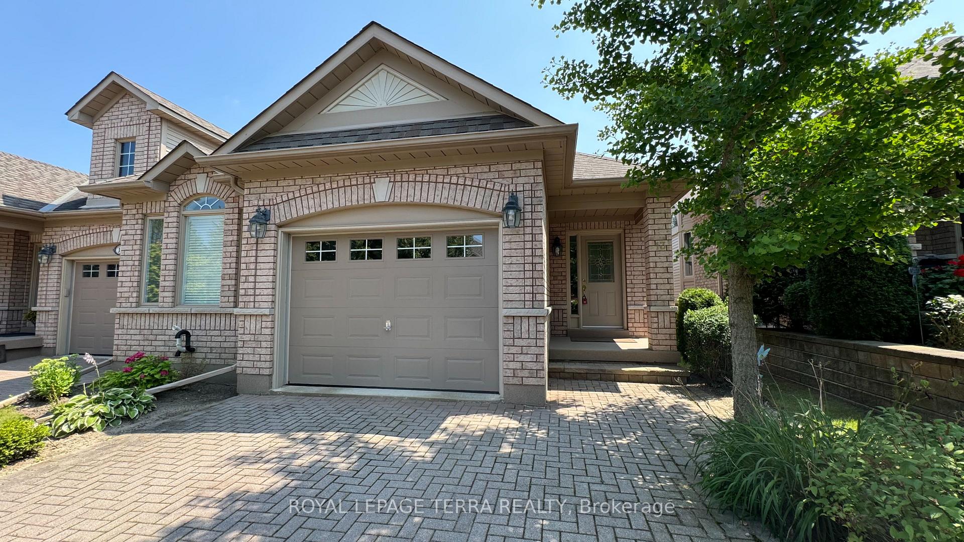 13 Montebello Terrace, New Tecumseth, ON L9R 2H4