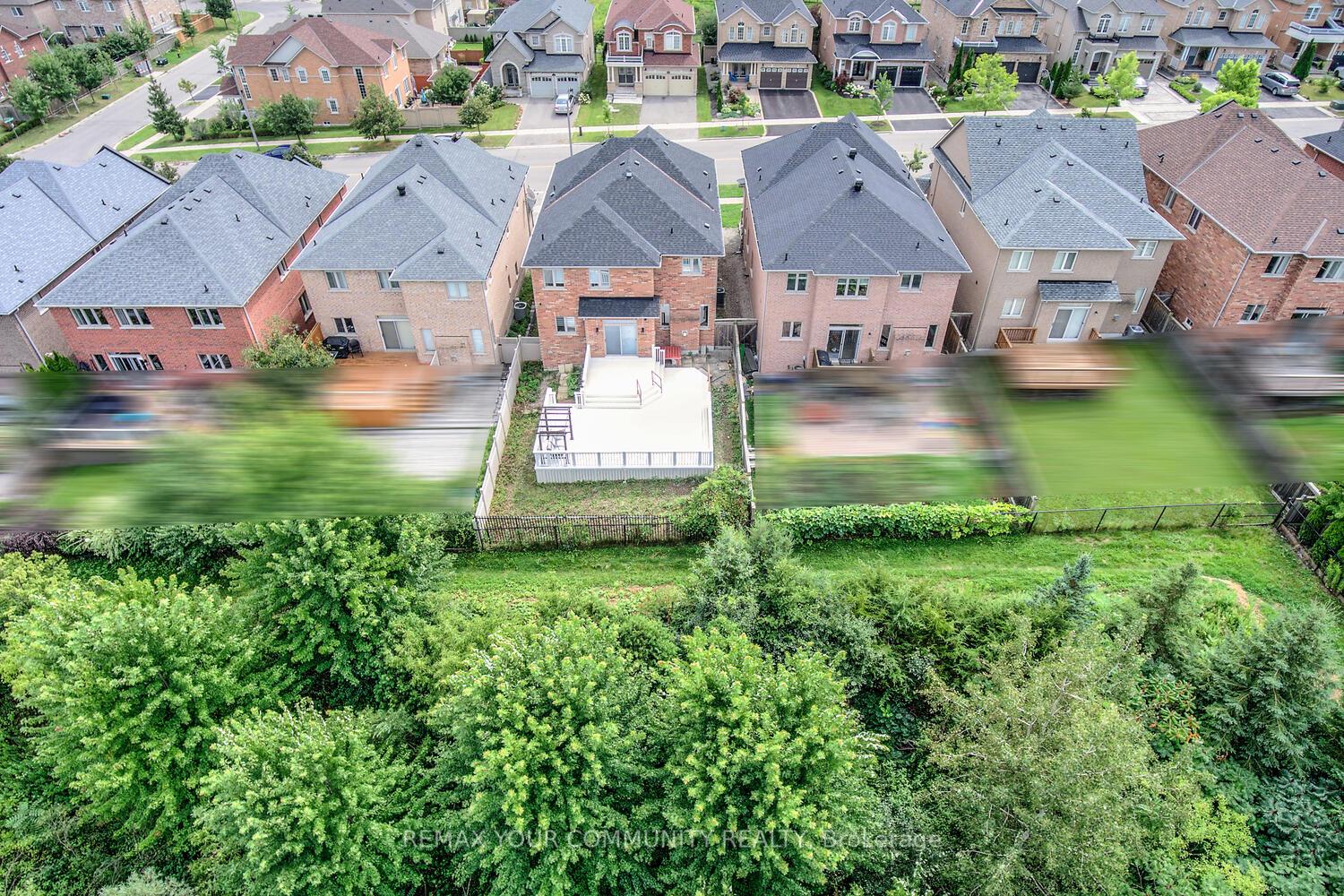 76 Ivy Glen Drive, Vaughan, ON L6A 0P2