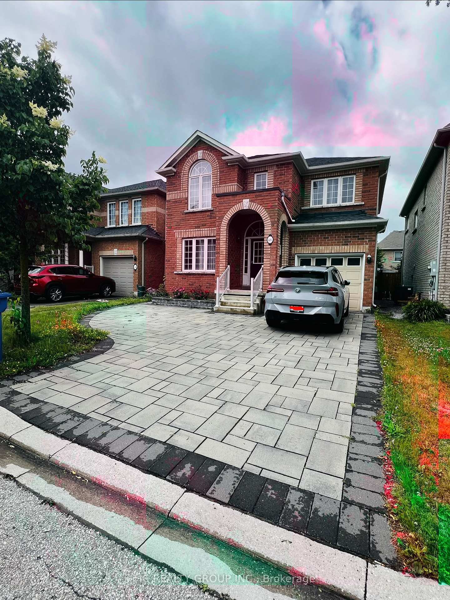 86 Beare Trail, Newmarket, ON L3X 3B3