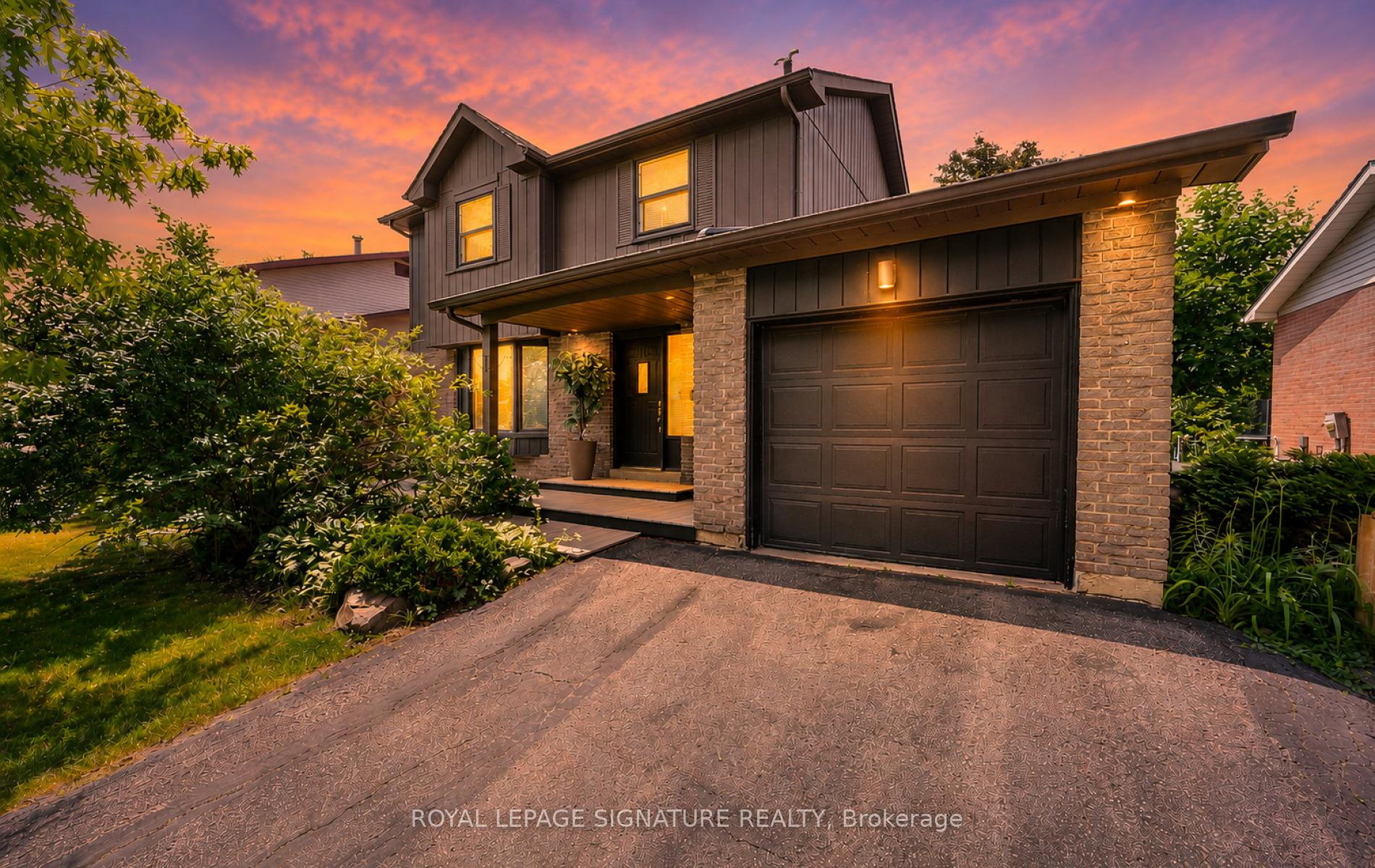 28 Brightway Crescent, Richmond Hill, ON L4C 4Z9