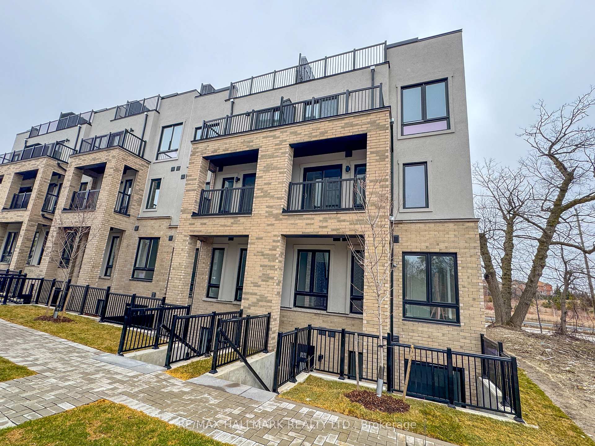 51 Jefferson Side Road 120, Richmond Hill, ON L4E 1M1