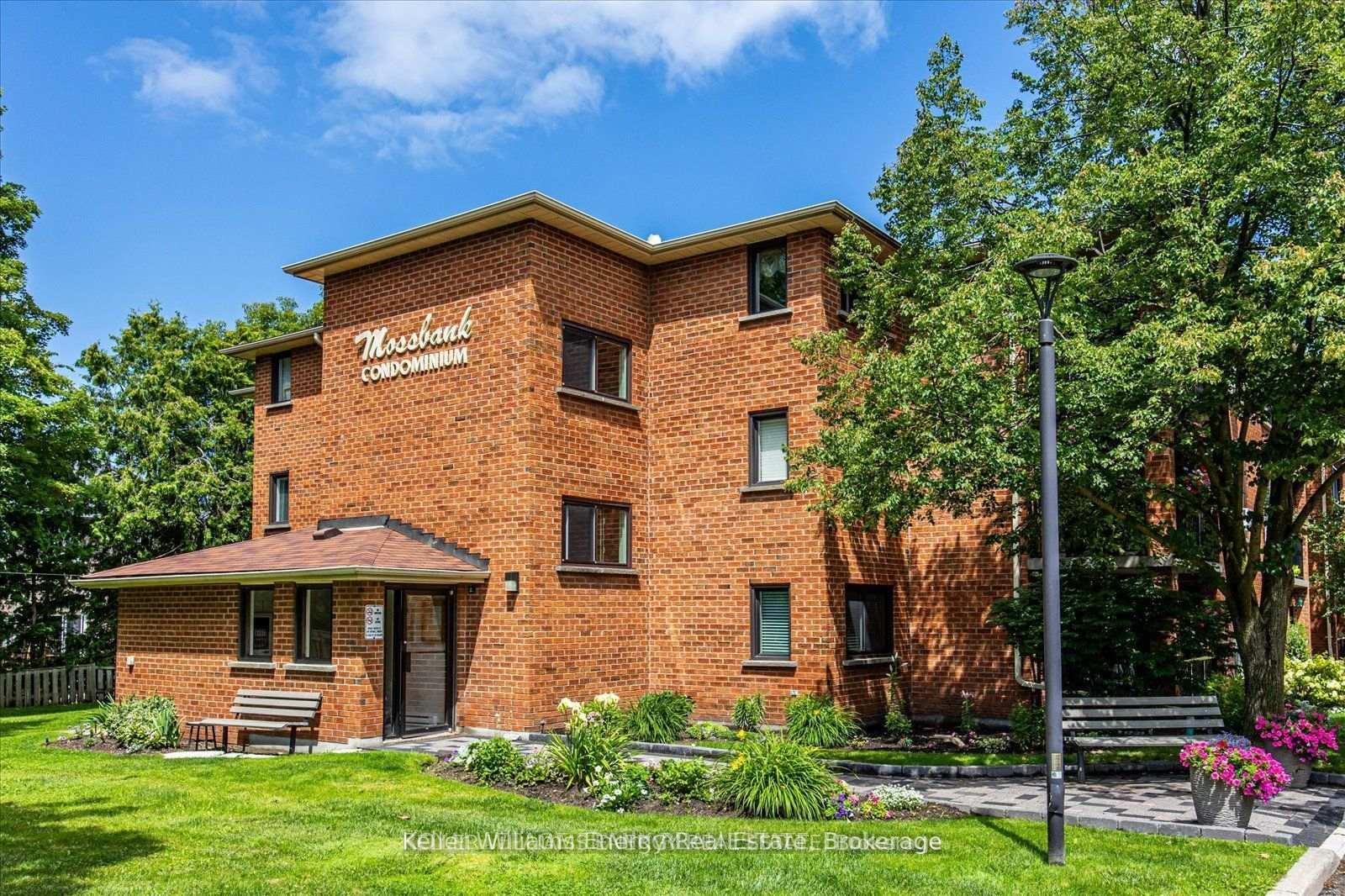 219 Main Street N 304, Uxbridge, ON L9P 1C4