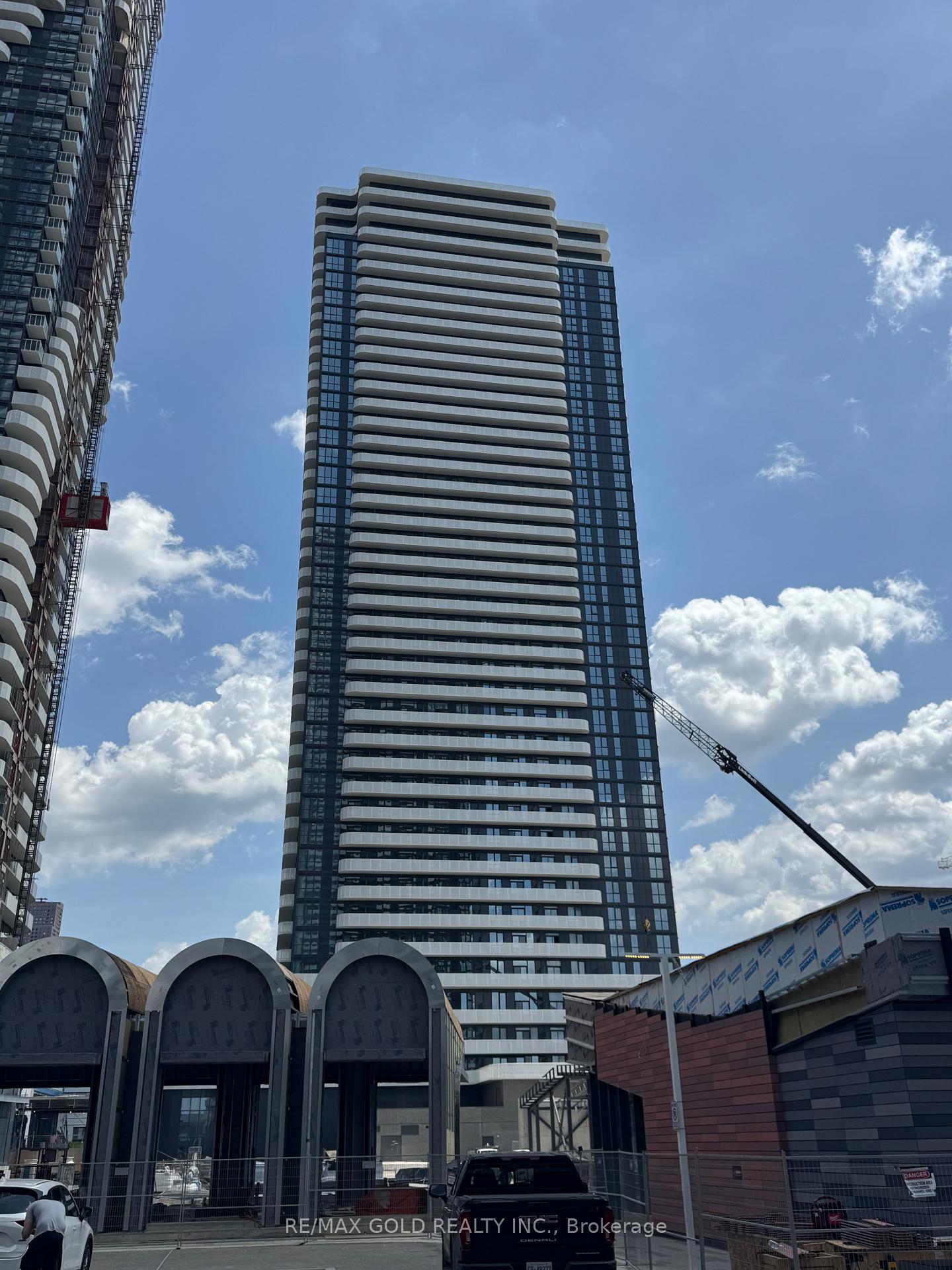 225 Commerce Street 4107, Vaughan, ON L4K 0R1