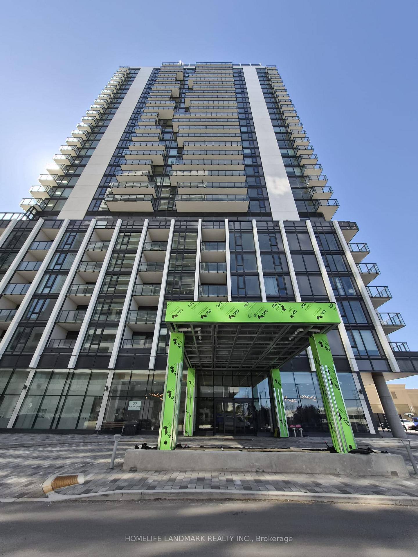 27 Korda Gate 2610, Vaughan, ON L4K 0P6