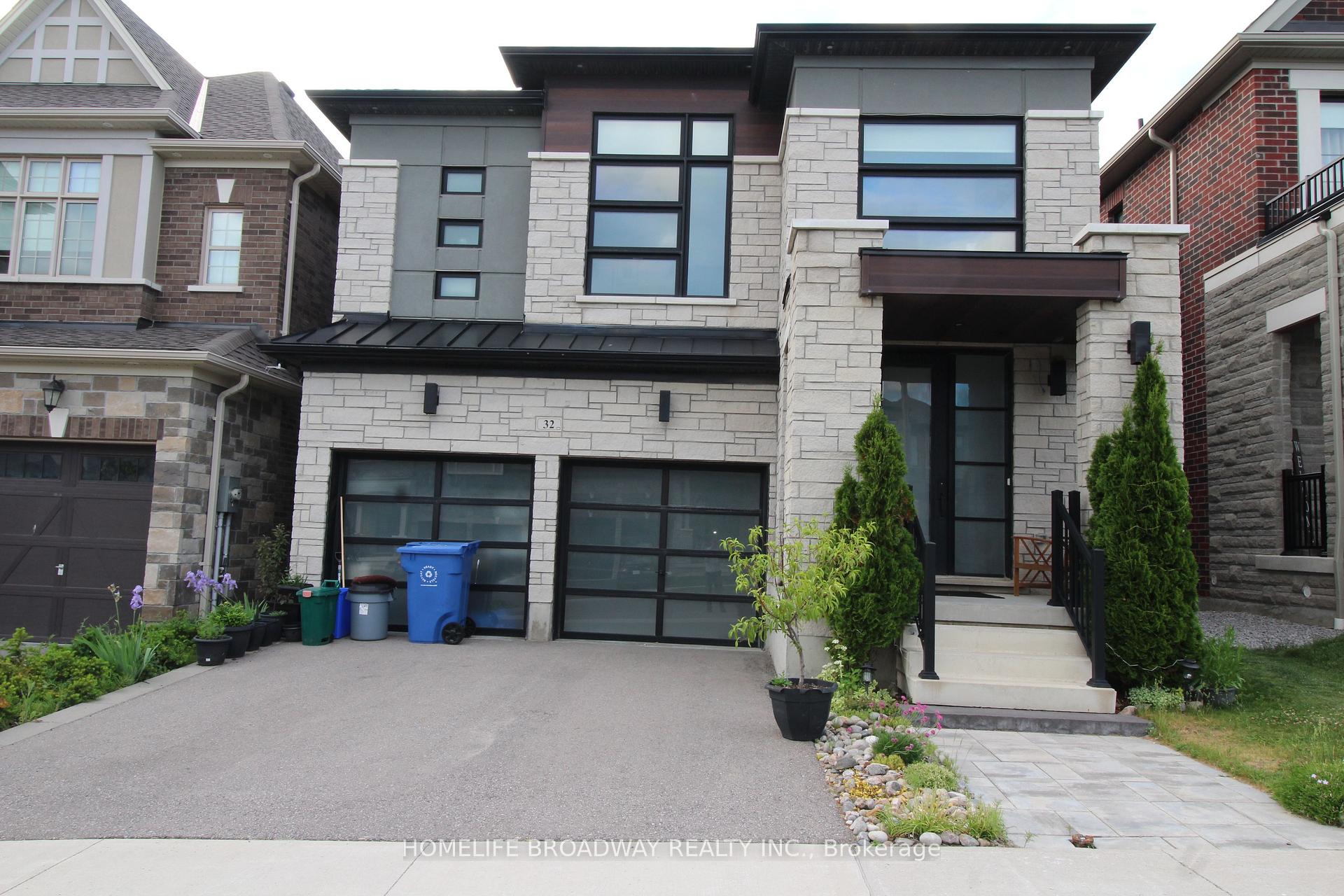 32 McKean Drive, Whitchurch-Stouffville, ON L4A 0R7