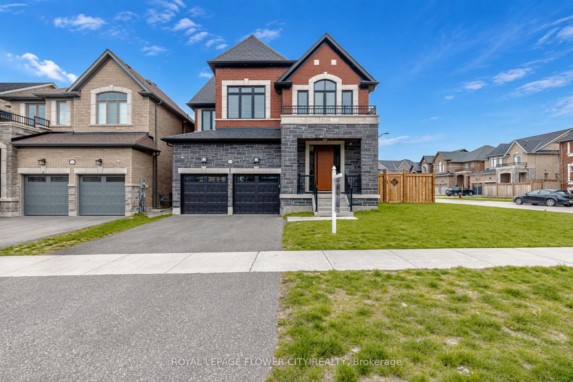 1367 Lawson Street, Innisfil, ON L9S 0N8