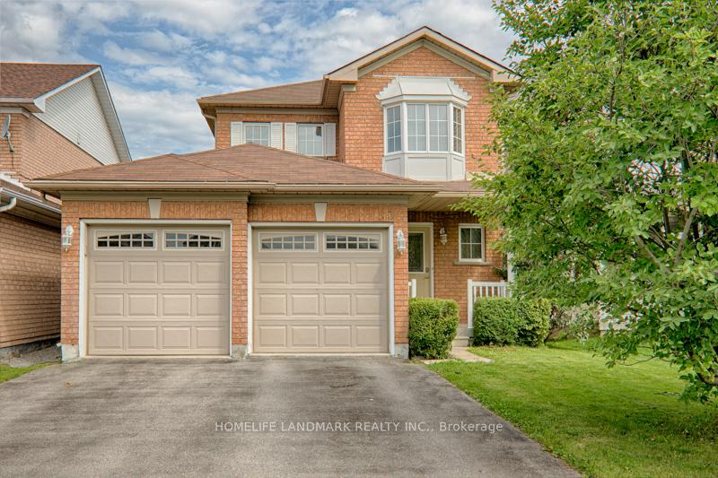 813 Stonehaven Avenue, Newmarket, ON L3X 2K3
