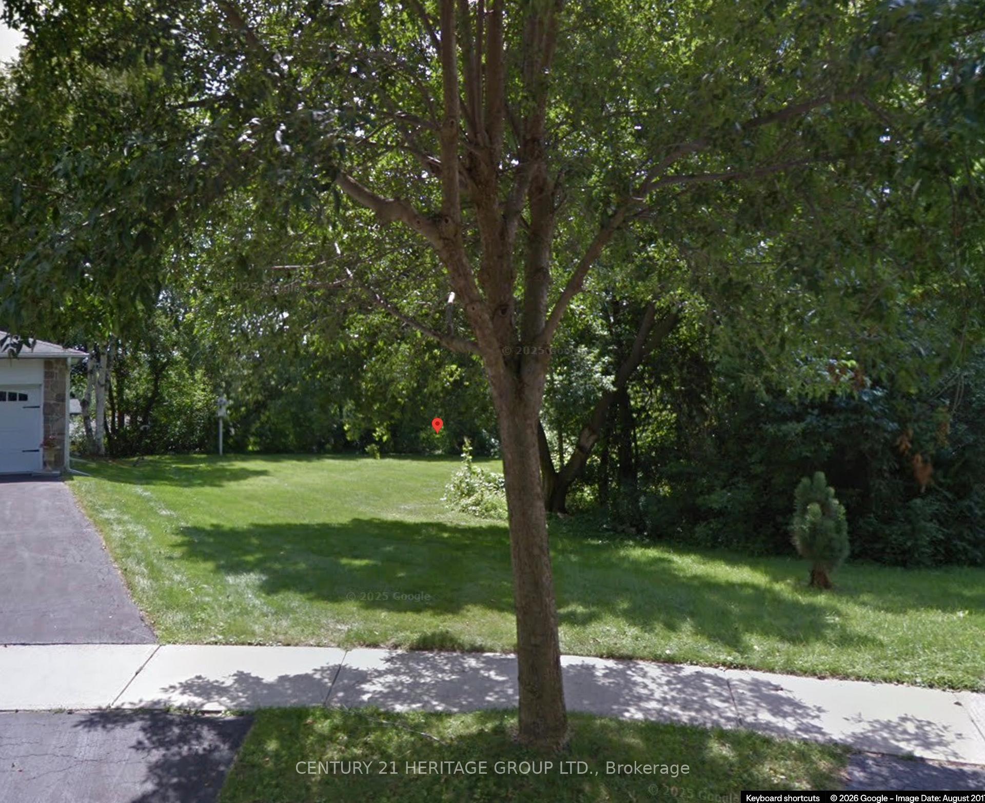 N/A Queens Crescent, Newmarket, ON L3Y 2C4