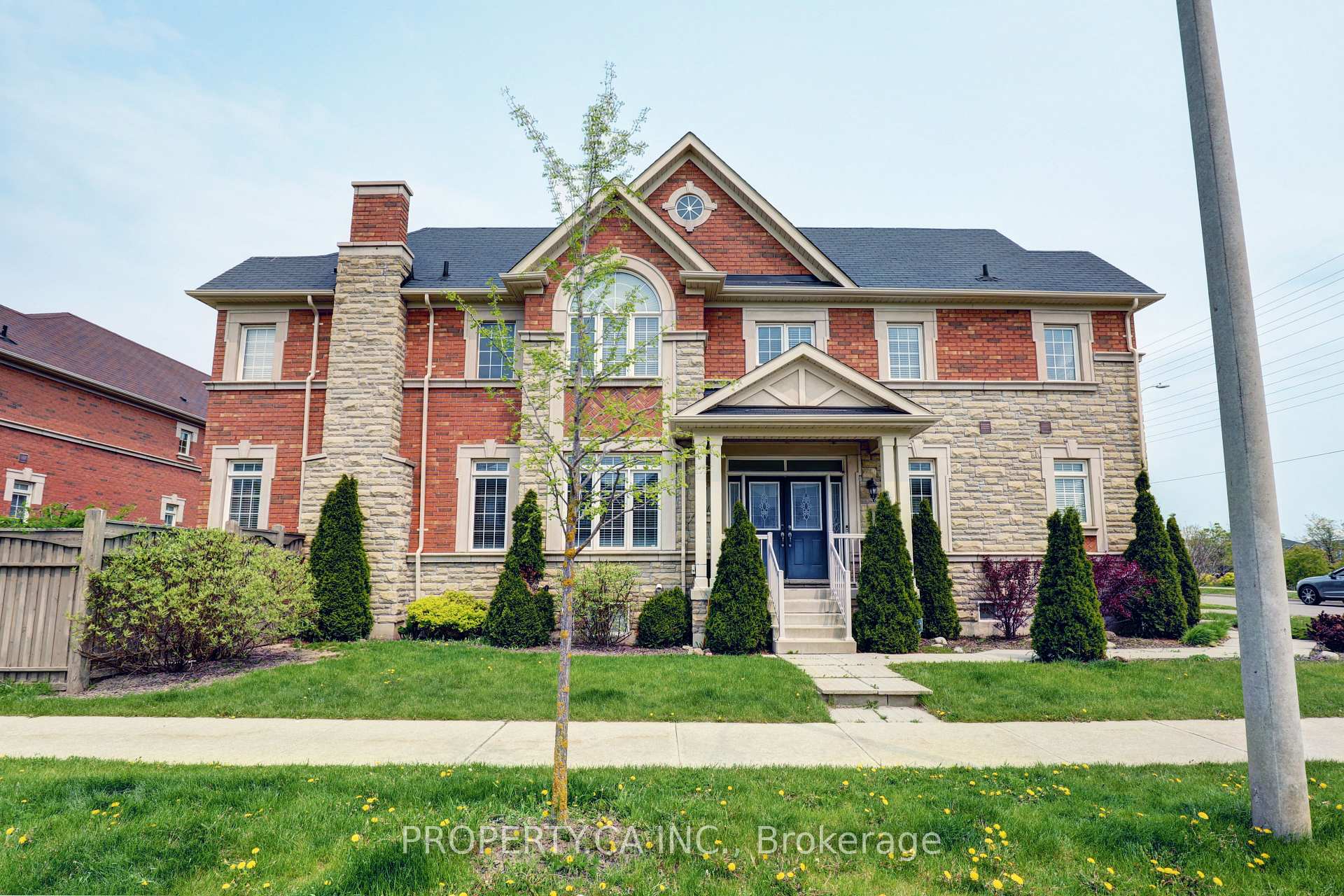 41 Spruce Pine Crescent, Vaughan, ON L6A 4T3