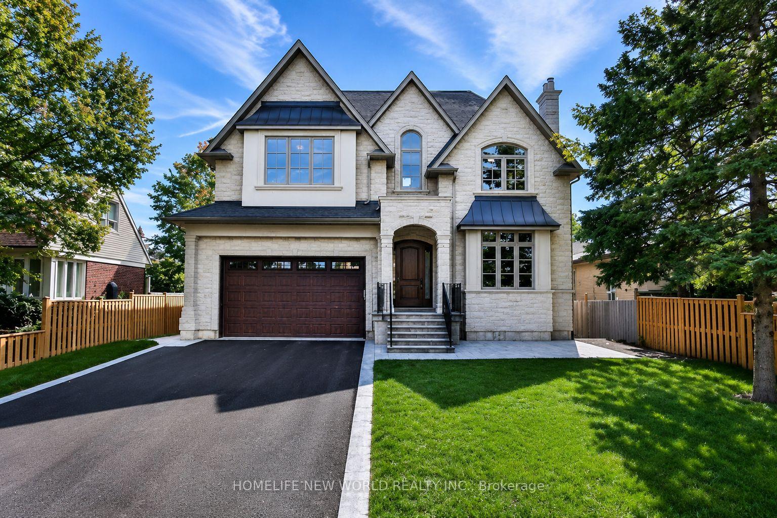 130 Elmwood Avenue, Richmond Hill, ON L4C 1K9