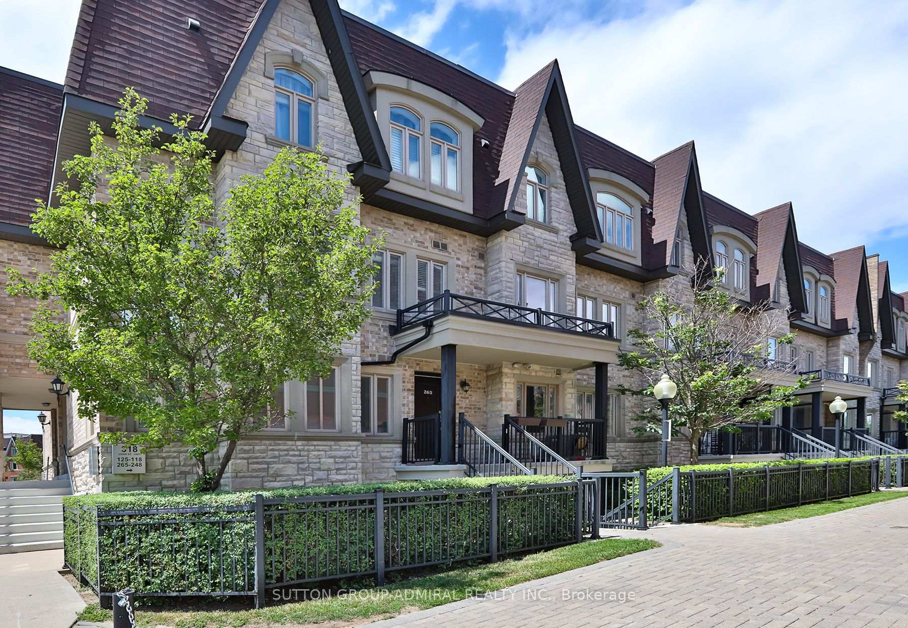318 John Street 265, Markham, ON L3T 0B1