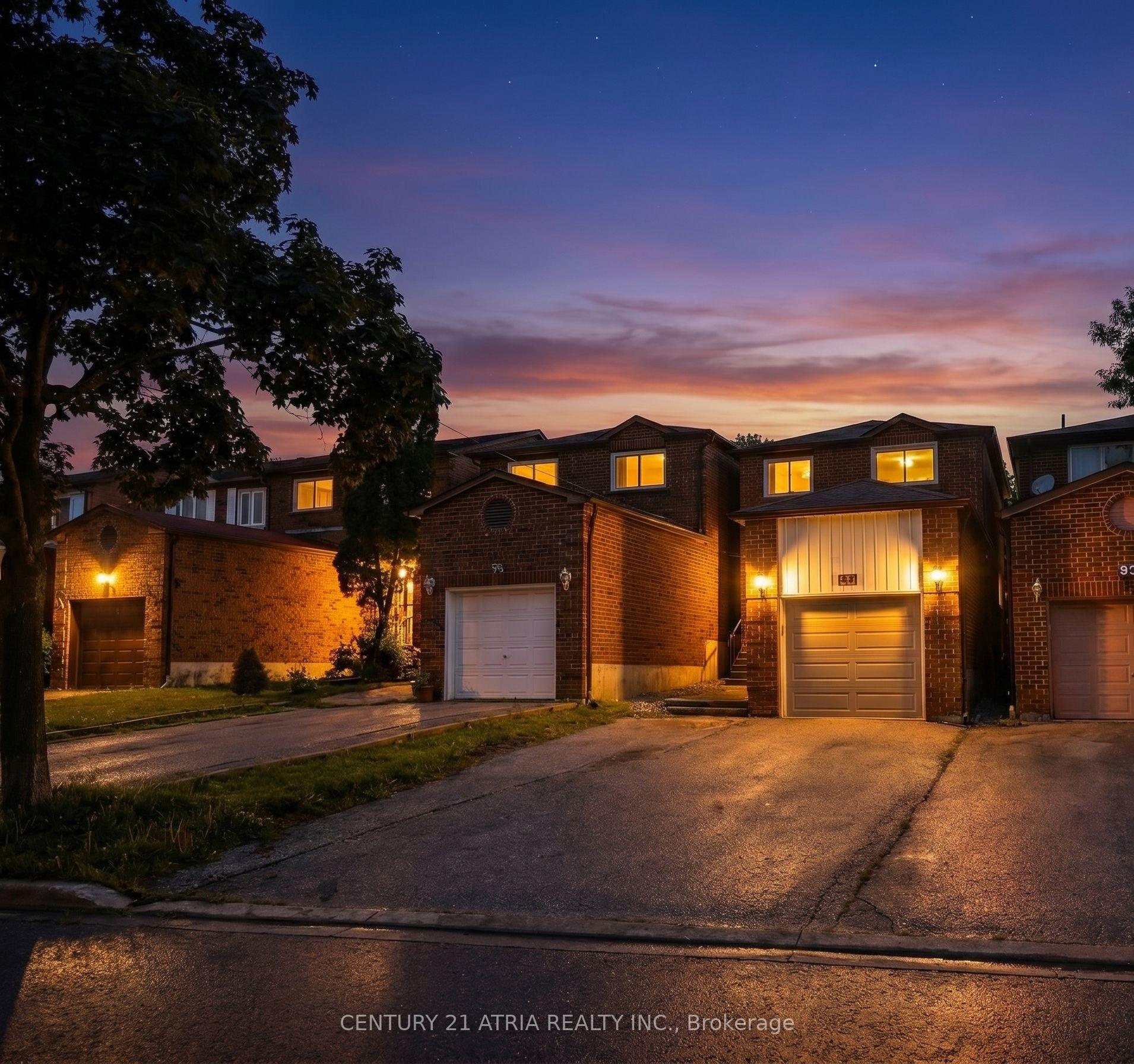 92 Rejane Crescent, Vaughan, ON L4J 5A4