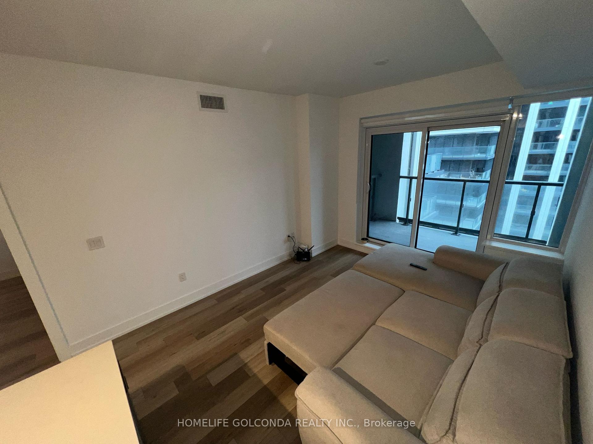 9 Clegg Road 901, Markham, ON L6G 0H3