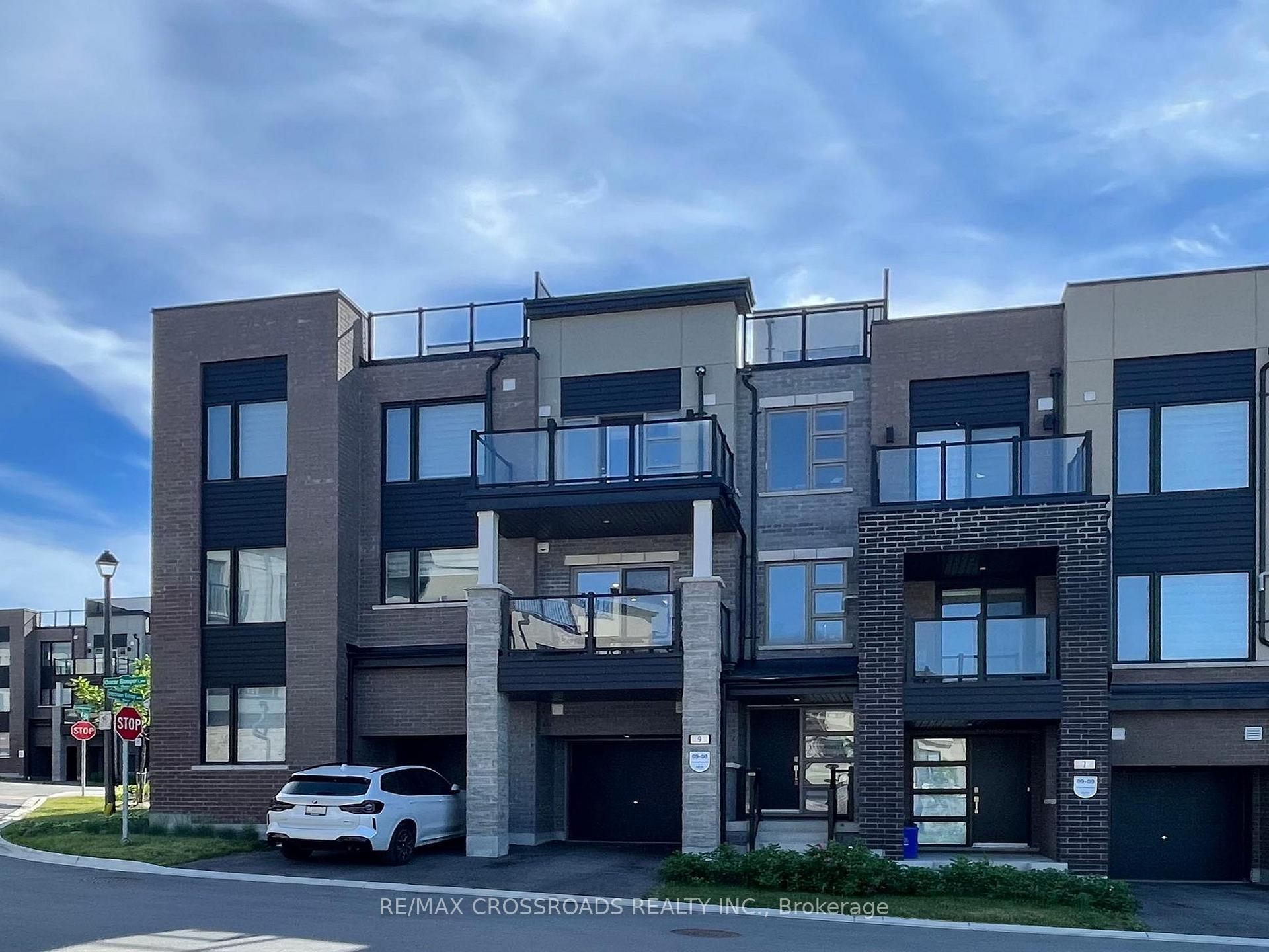 9 Oscar Steeper Lane, Markham, ON L6C 3L7
