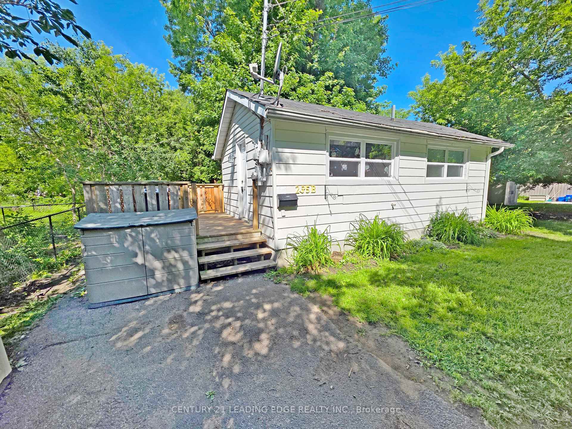 235 Bayview Avenue B, Georgina, ON L4P 2T4
