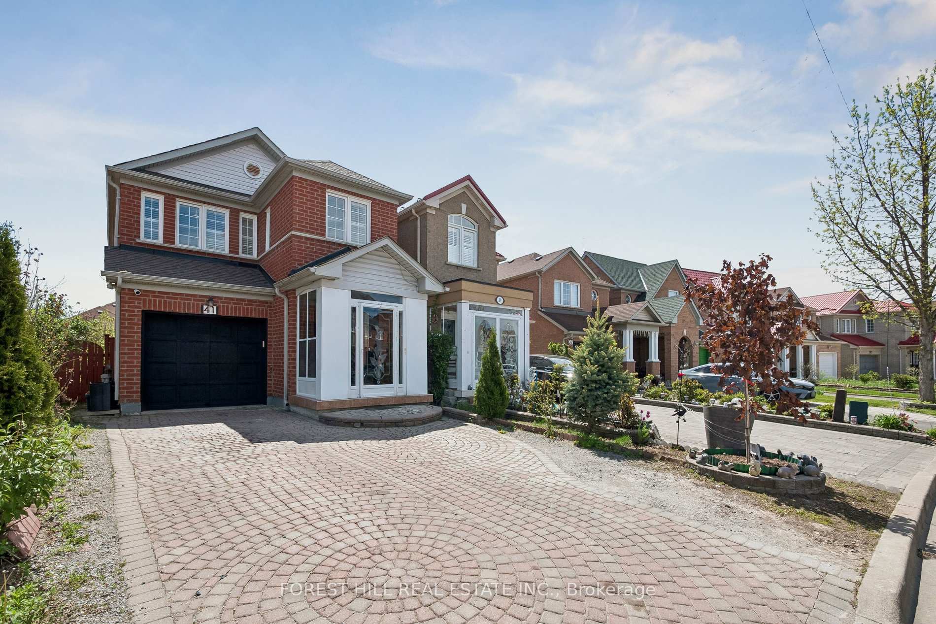 41 Guinevere Road, Markham, ON L3S 4V3