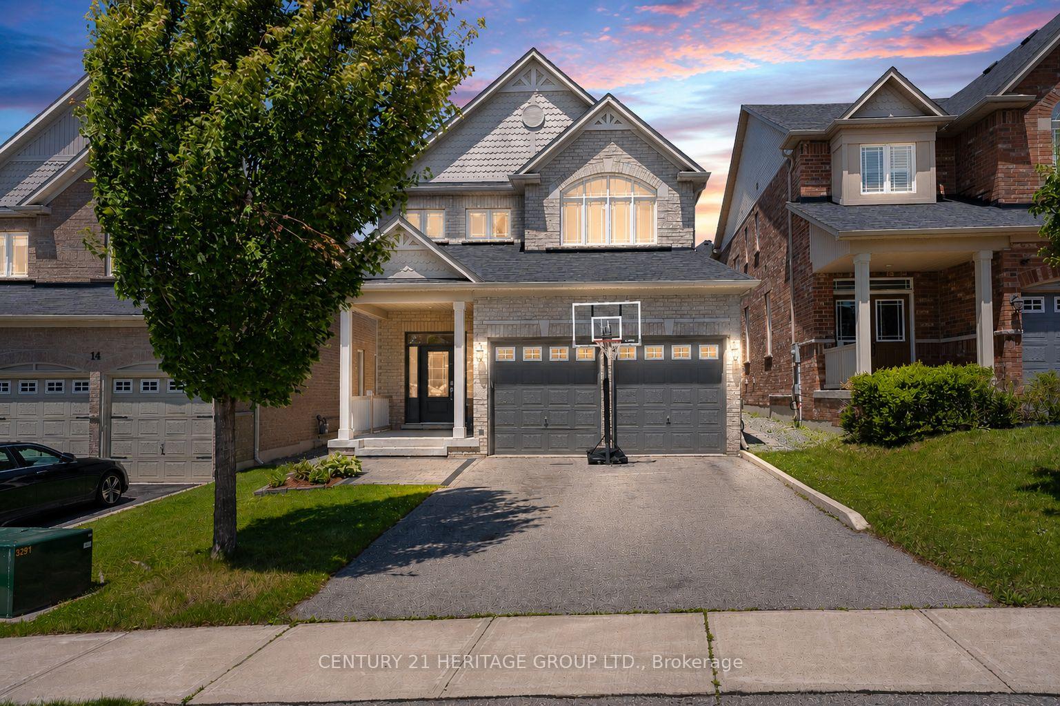 16 Harvest Hills Boulevard, East Gwillimbury, ON L9N 0A5