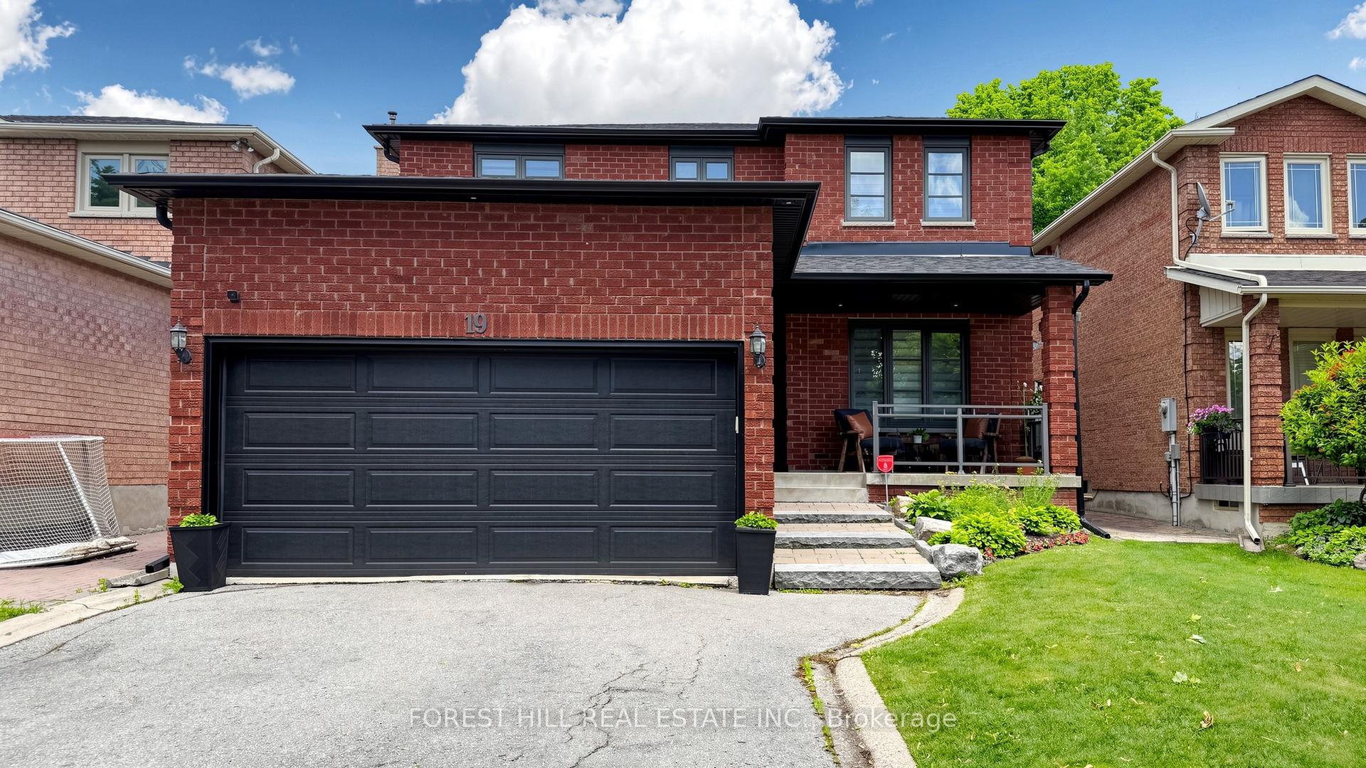 19 Romano Crescent, Vaughan, ON L4L 7N2