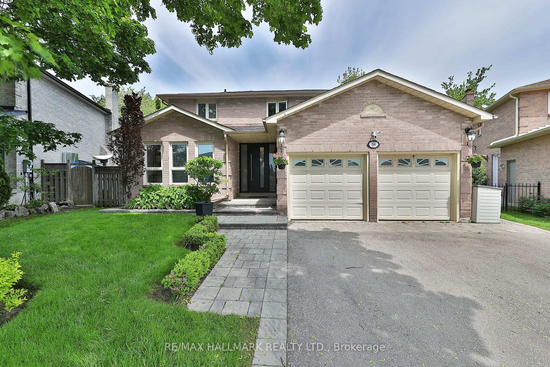 58 Pickett Crescent, Richmond Hill, ON L4C 9L3