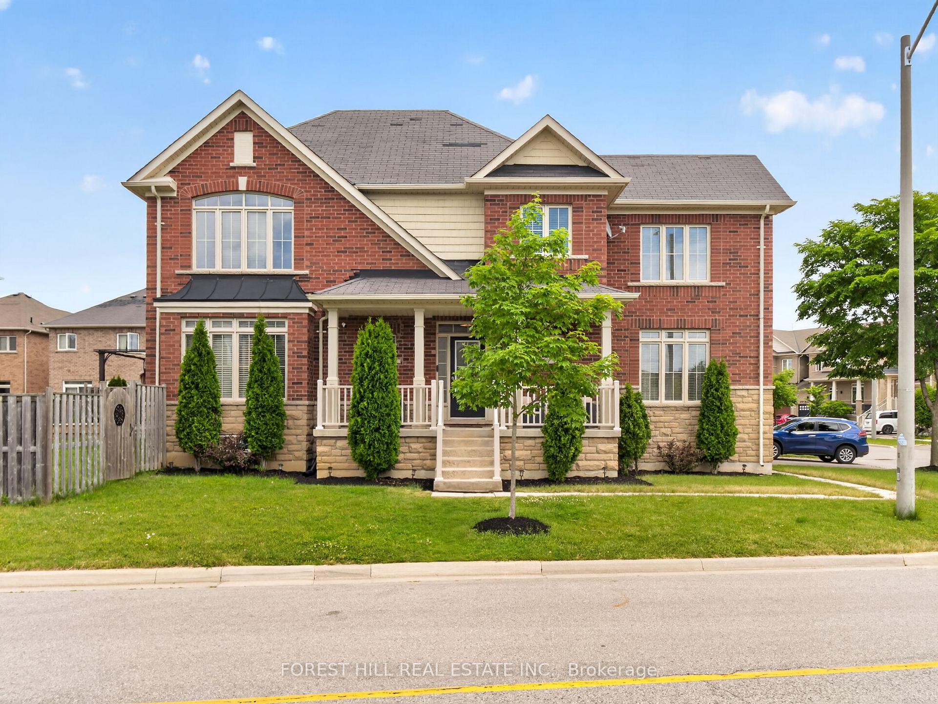 121 Betony Drive, Richmond Hill, ON L4E 0P3
