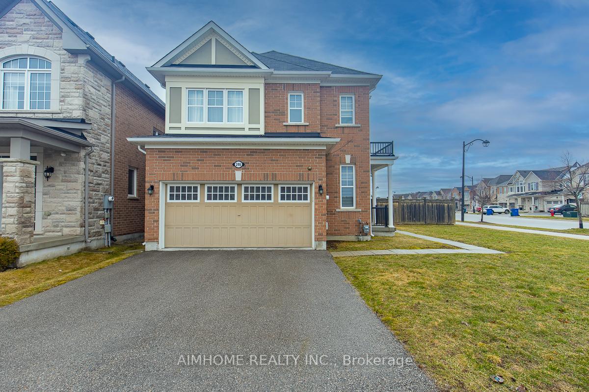 246 Thomas Phillips Drive, Aurora, ON L4G 0T6