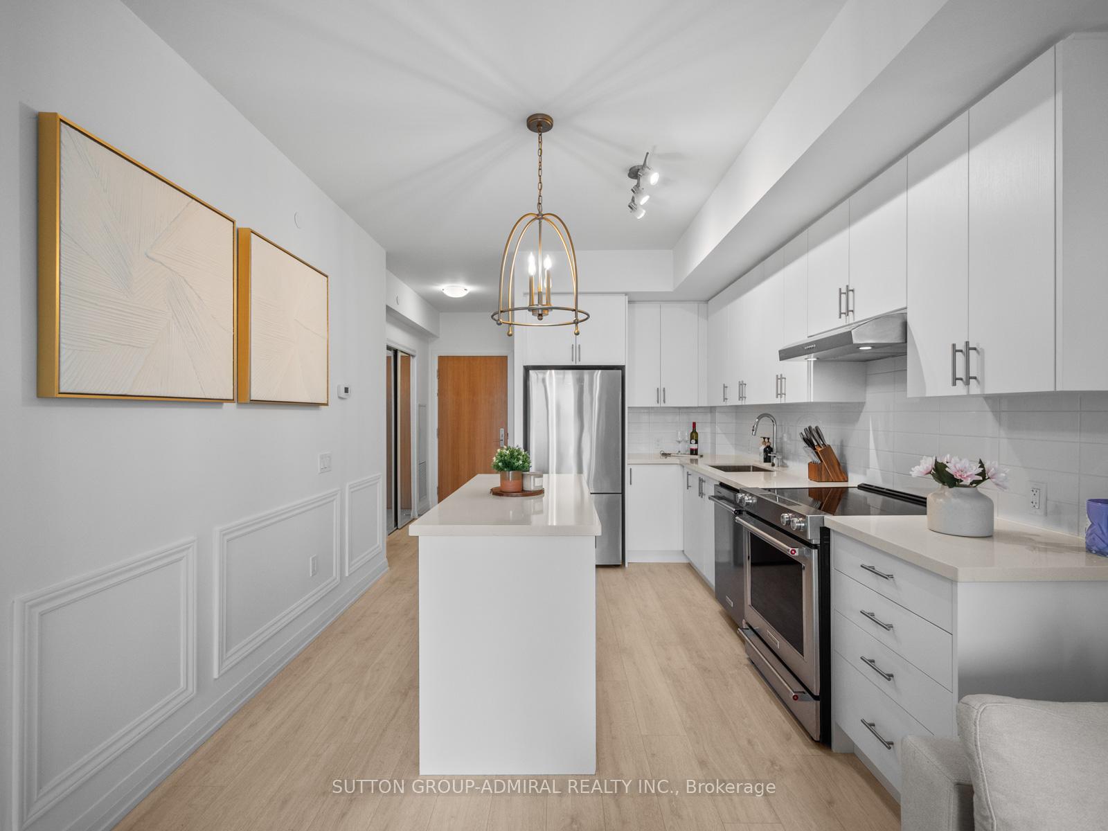 8960 Jane Street 2116, Vaughan, ON L4K 2M9
