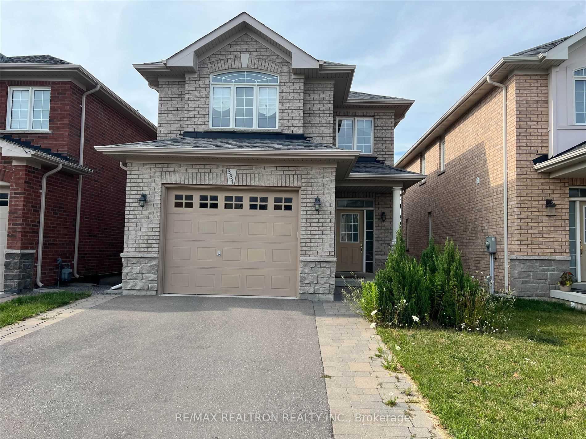 334 Ritas Avenue, Newmarket, ON L3X 2N2