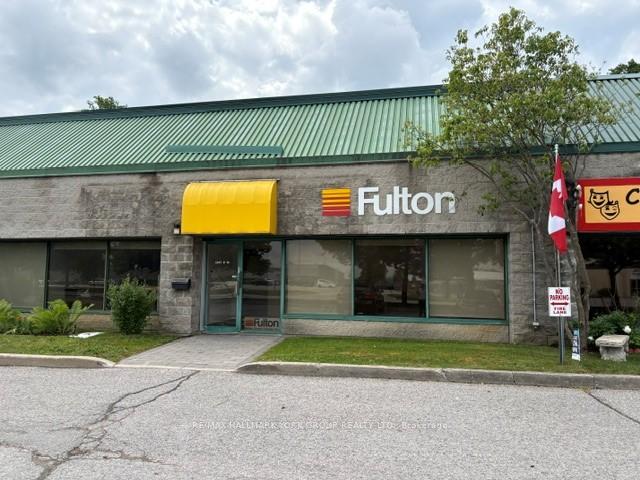 75 Mary Street 10, Aurora, ON L4G 1G3