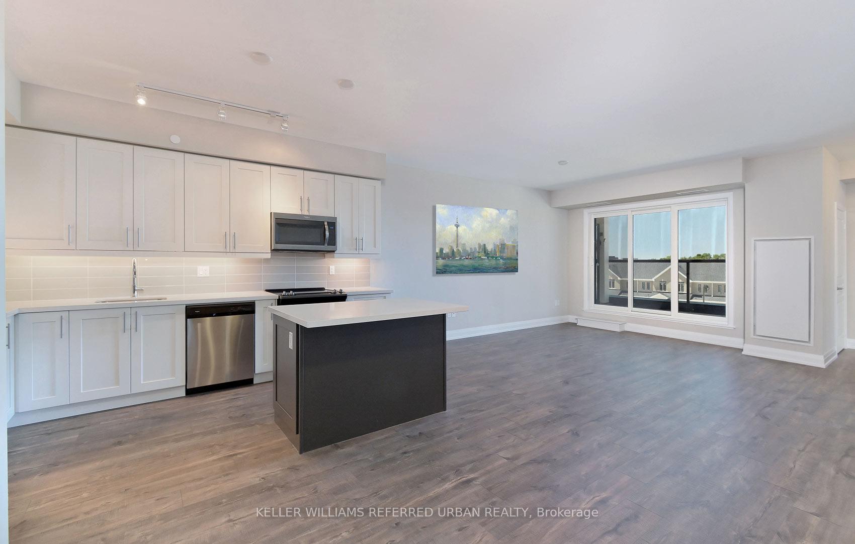 555 William Graham Drive 231, Aurora, ON L4G 7C4