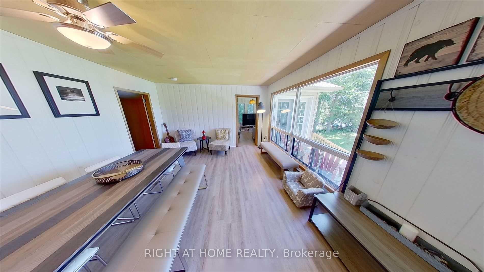 1529 Chief Joseph Snake Road, Georgina Islands — photo 3 of 5