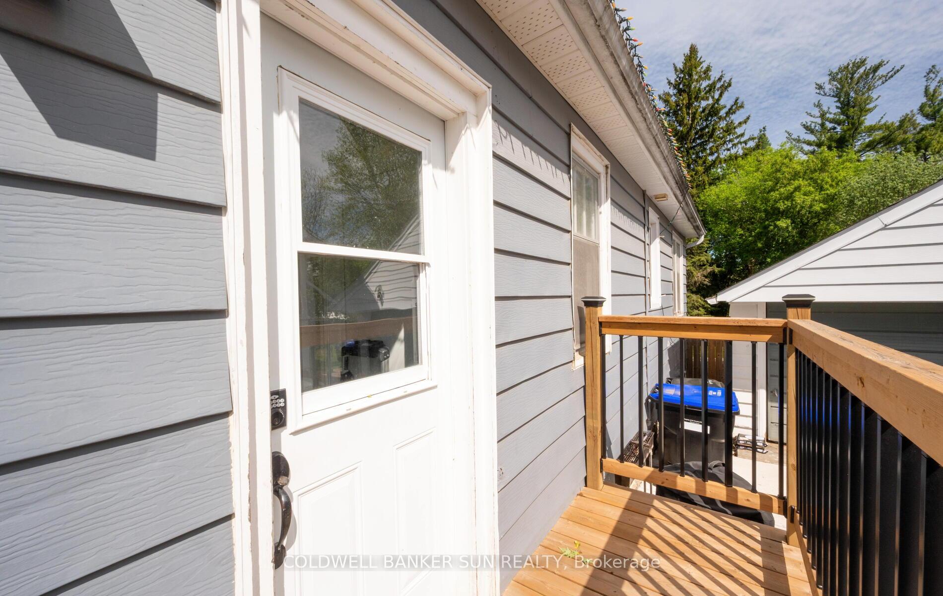20 Maple Lane Bsmt, New Tecumseth — photo 3 of 5