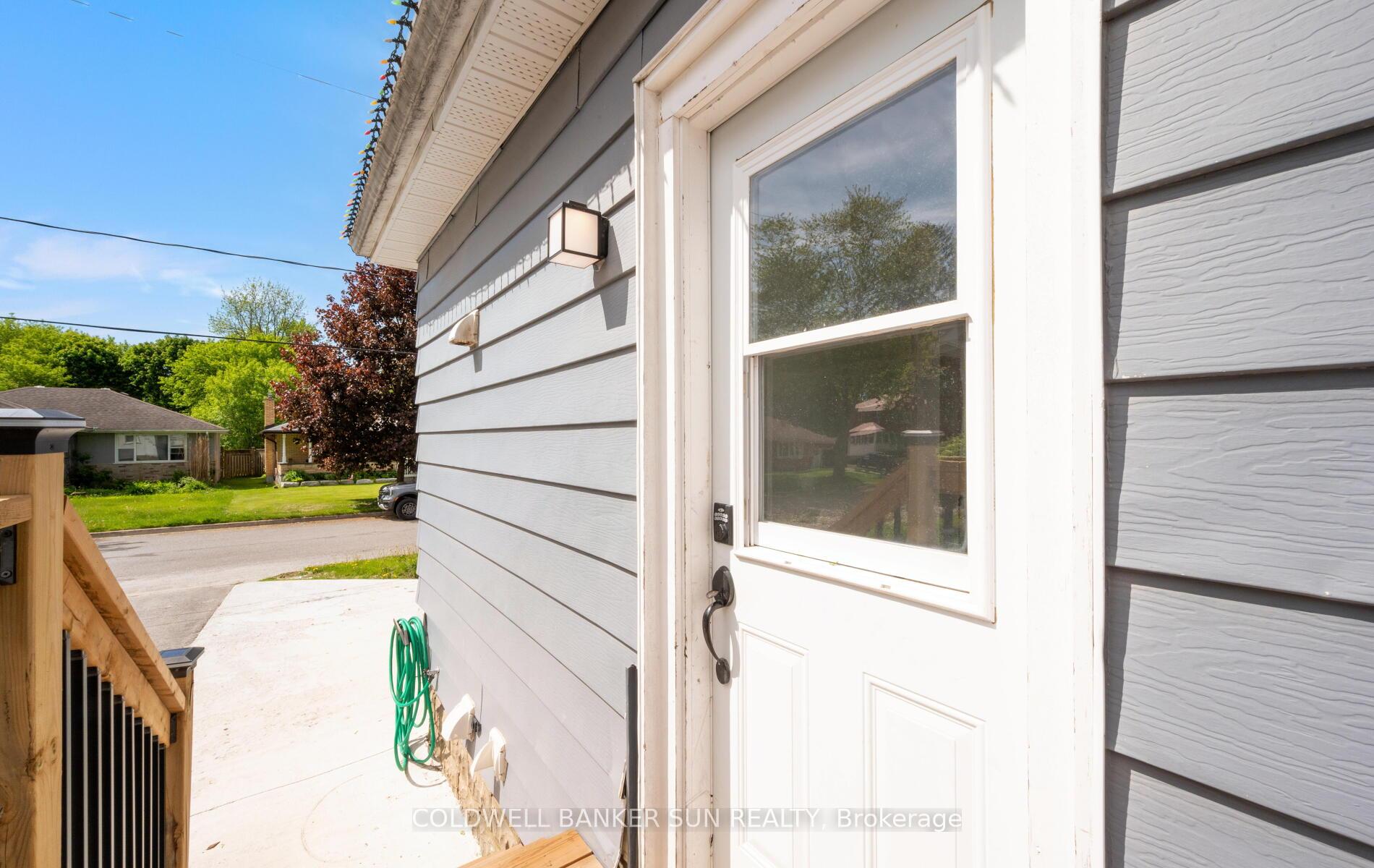20 Maple Lane Bsmt, New Tecumseth — photo 4 of 5