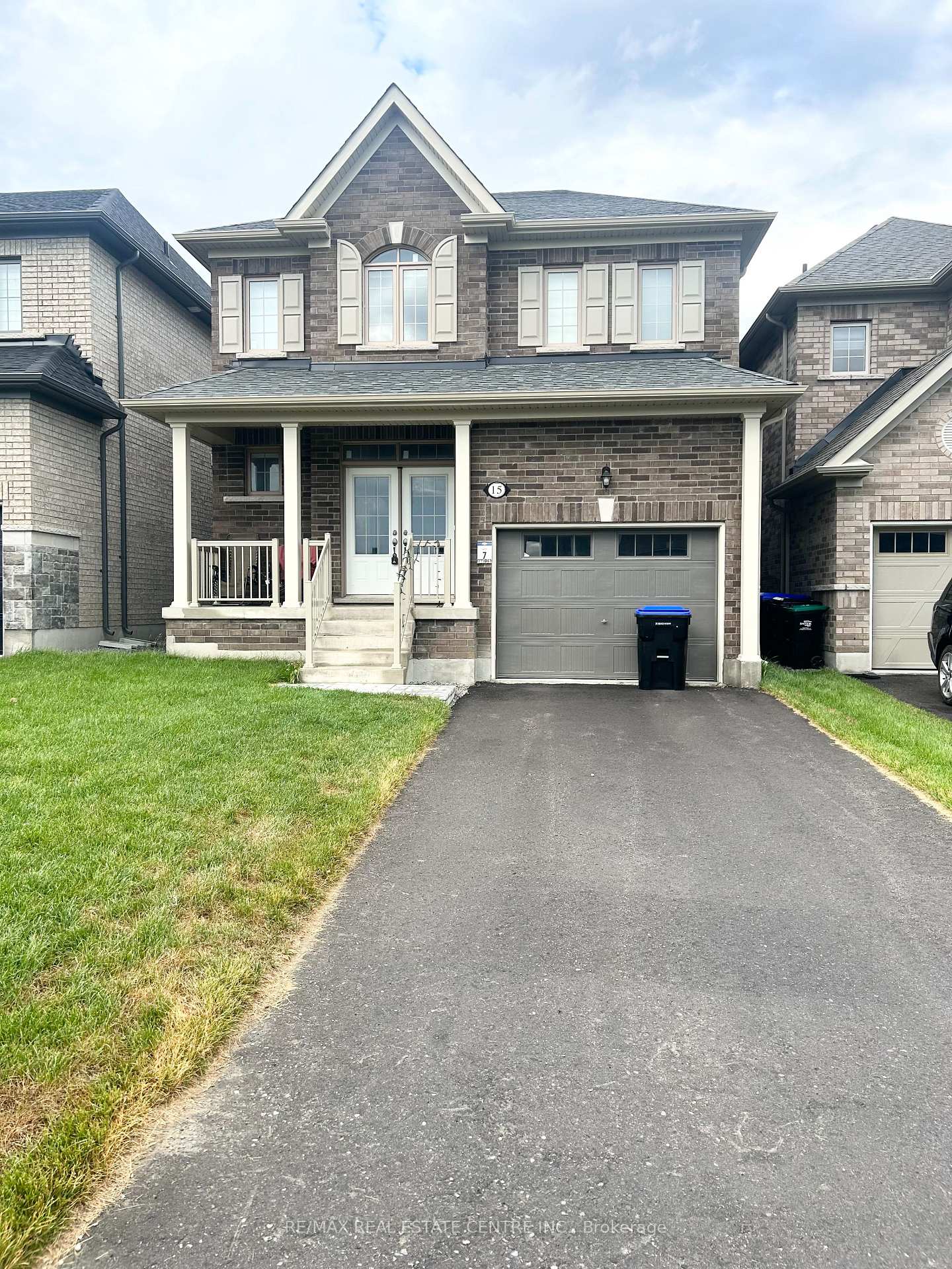 15 LAWRENCE D. PRIDHAM Avenue, New Tecumseth, ON L9R 0X1 — New Tecumseth, Ontario