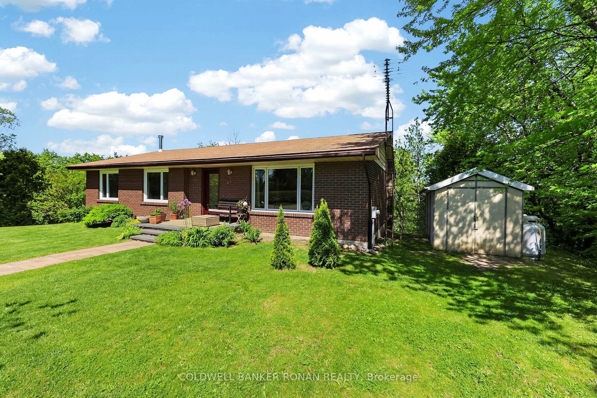 6976 2nd Line, New Tecumseth — photo 3 of 5