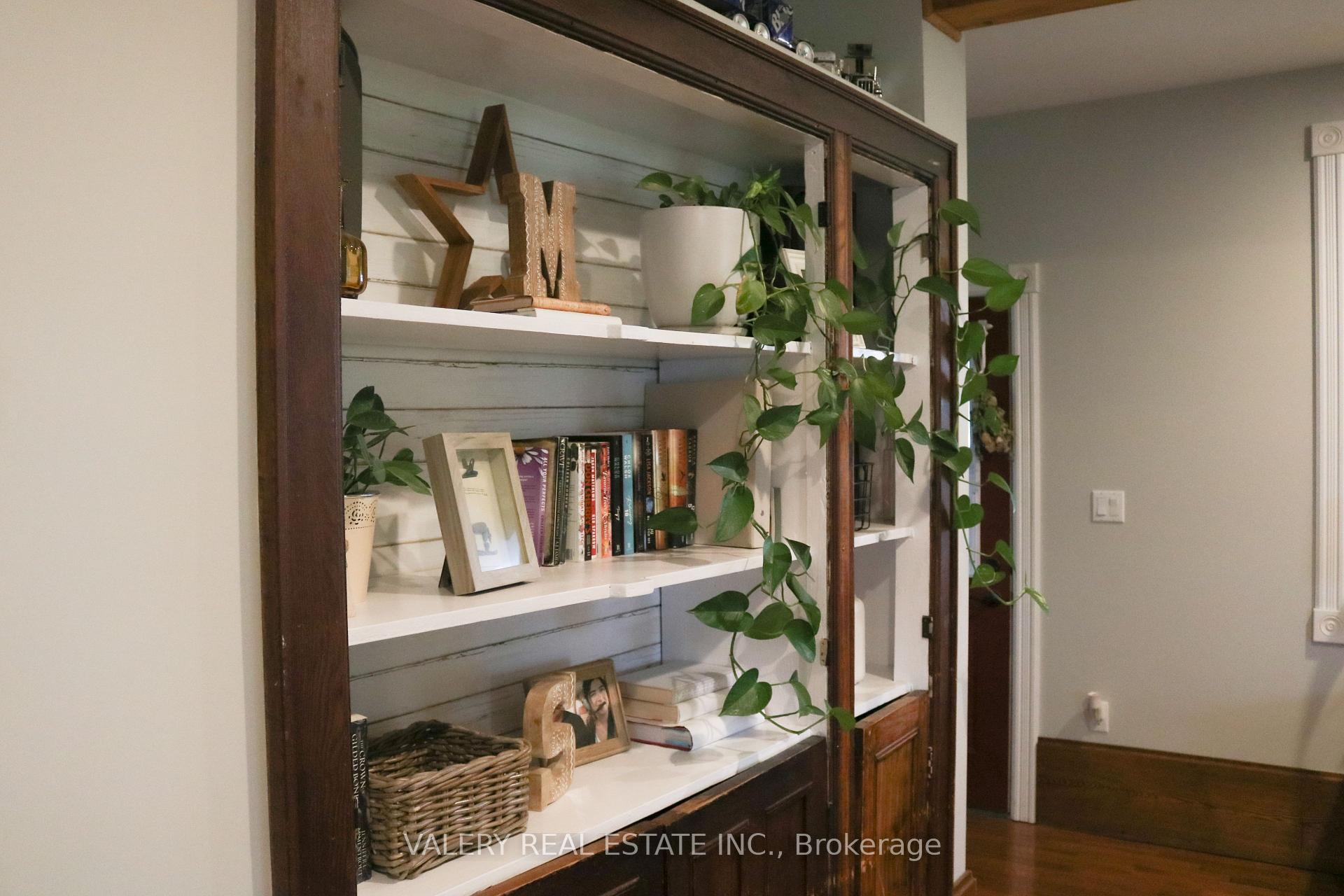 4295 Horseshoe Valley Road W, Springwater — photo 5 of 5