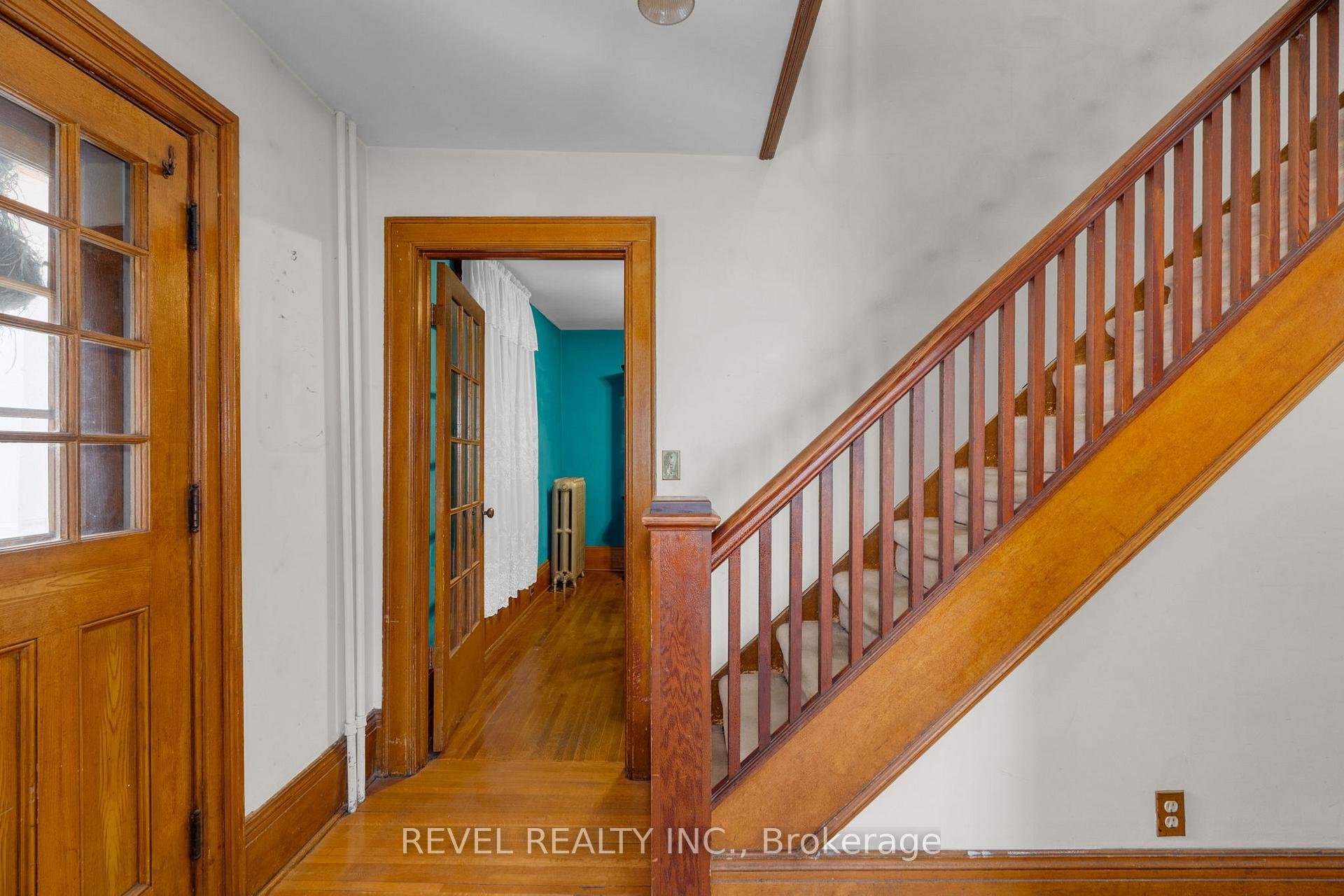 202 Bradford Street, Barrie — photo 5 of 5