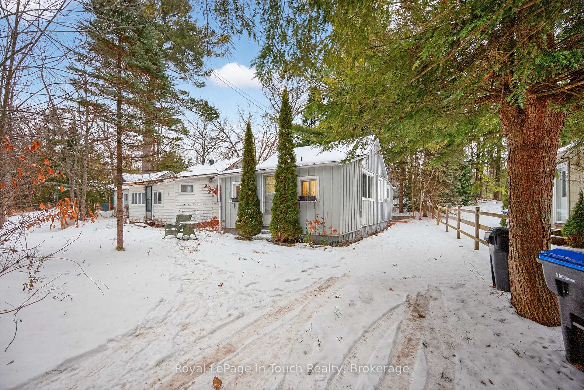 85 Tiny Beaches Road S, Tiny, ON L0L 2J0 — Tiny, Ontario