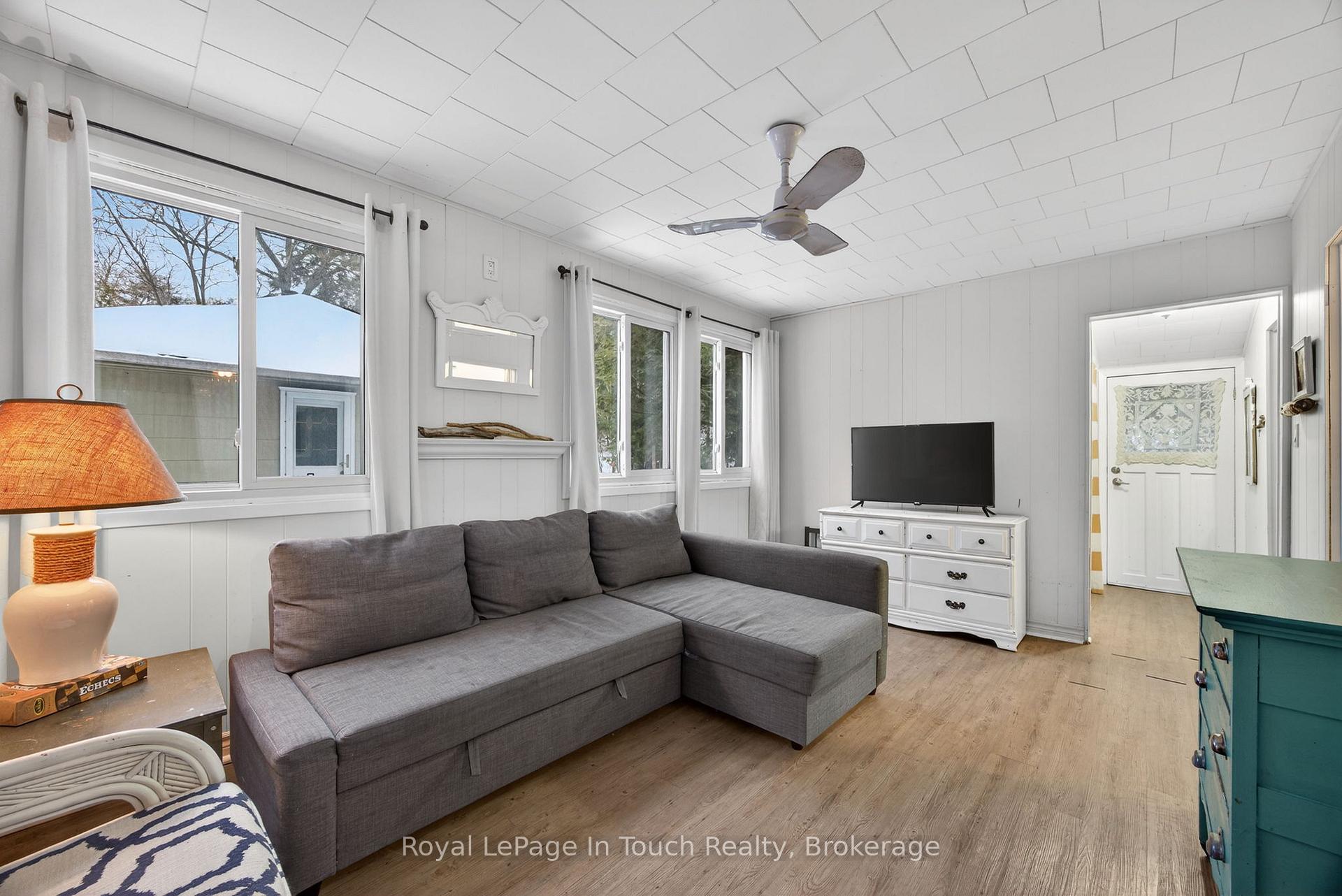 85 Tiny Beaches Road S, Tiny — photo 4 of 5