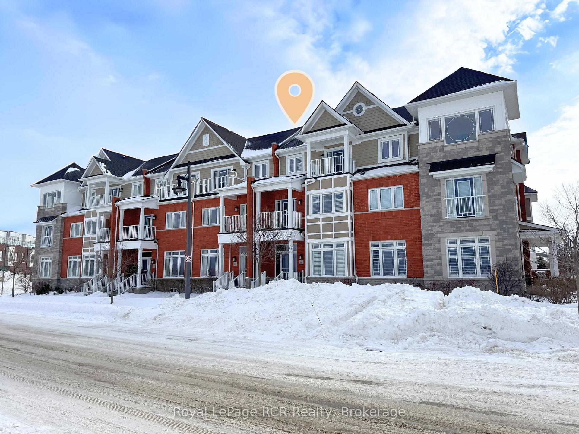 16 Wheelhouse Crescent, Collingwood — photo 2 of 5