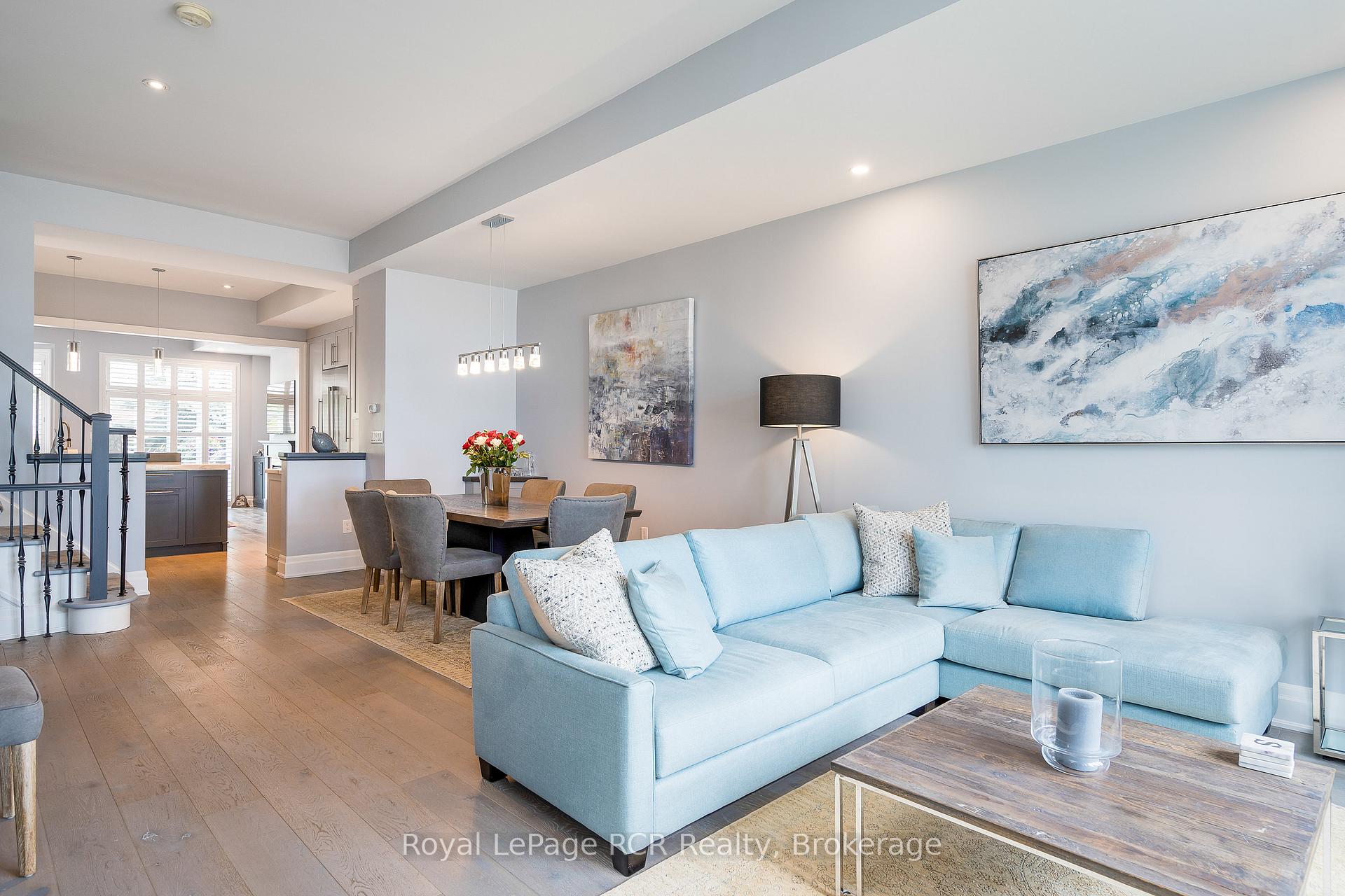 16 Wheelhouse Crescent, Collingwood — photo 4 of 5