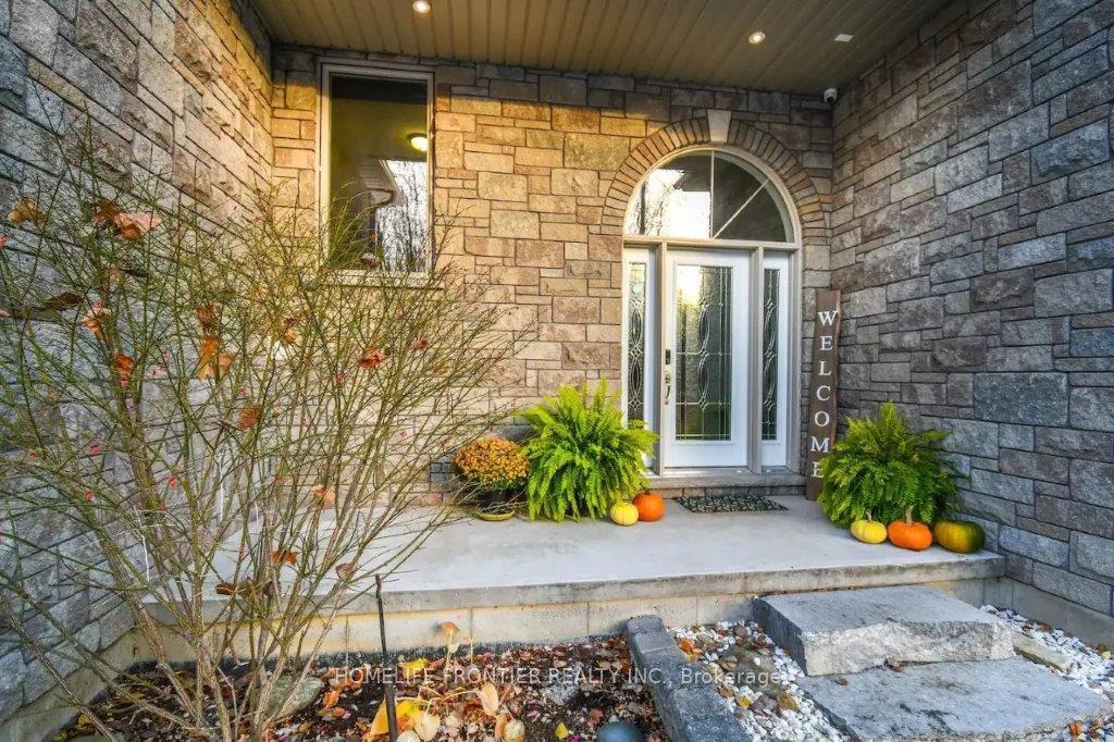 42 Forest Circle, Tiny — photo 2 of 5