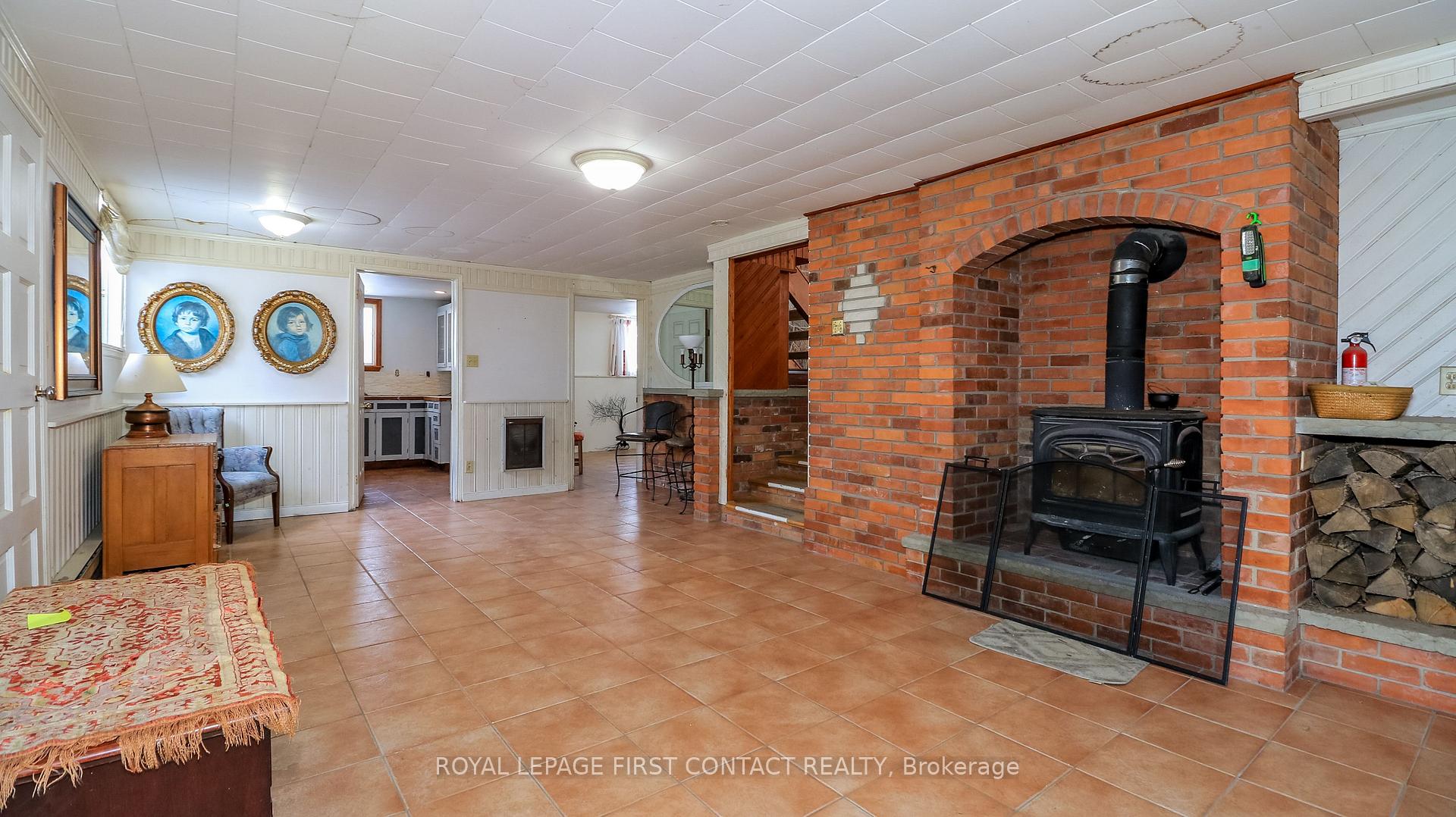 6237 2 Concession, Clearview — photo 3 of 5